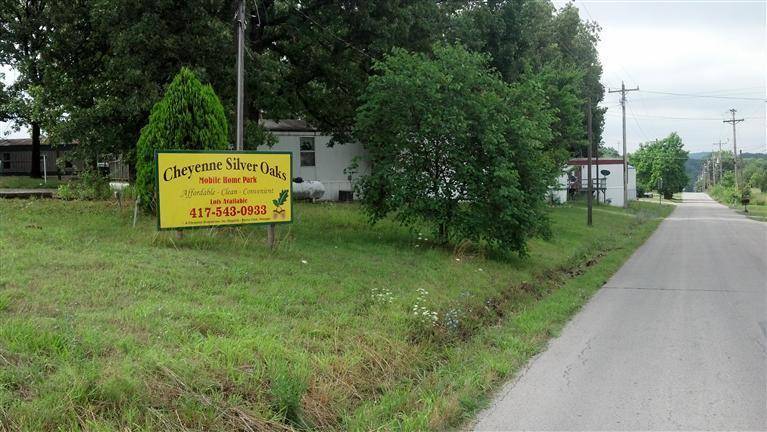 910 Sallee AVE, Ava, MO 65608