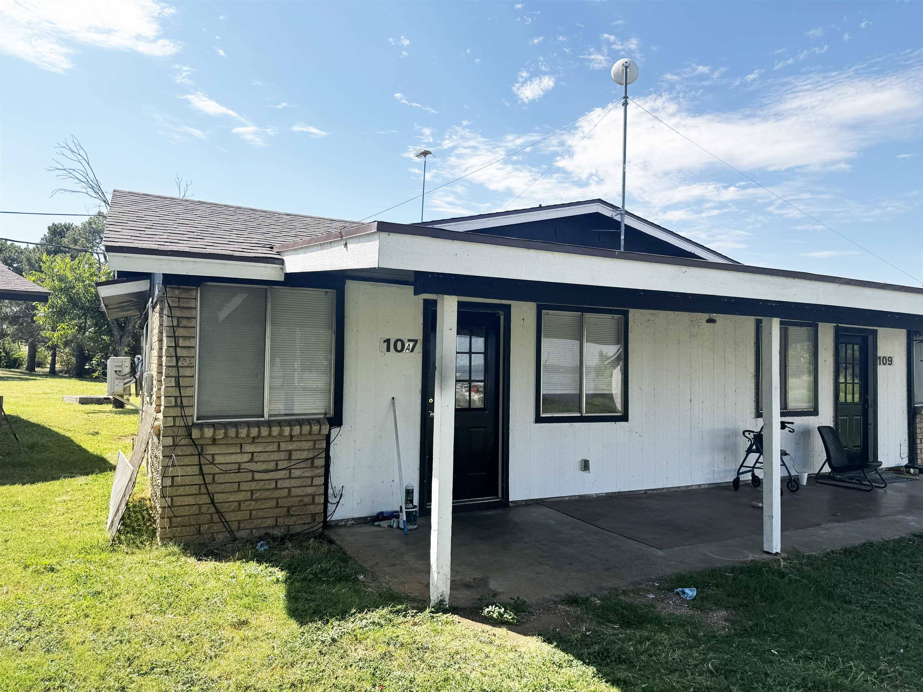 107 Logan DR, Buchanan Dam, TX 78609