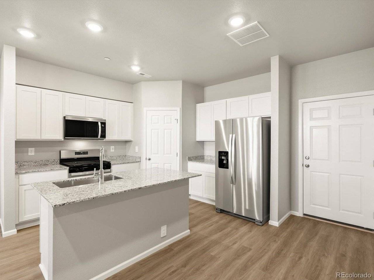 1596 Riverplace #3, Windsor, CO 80550