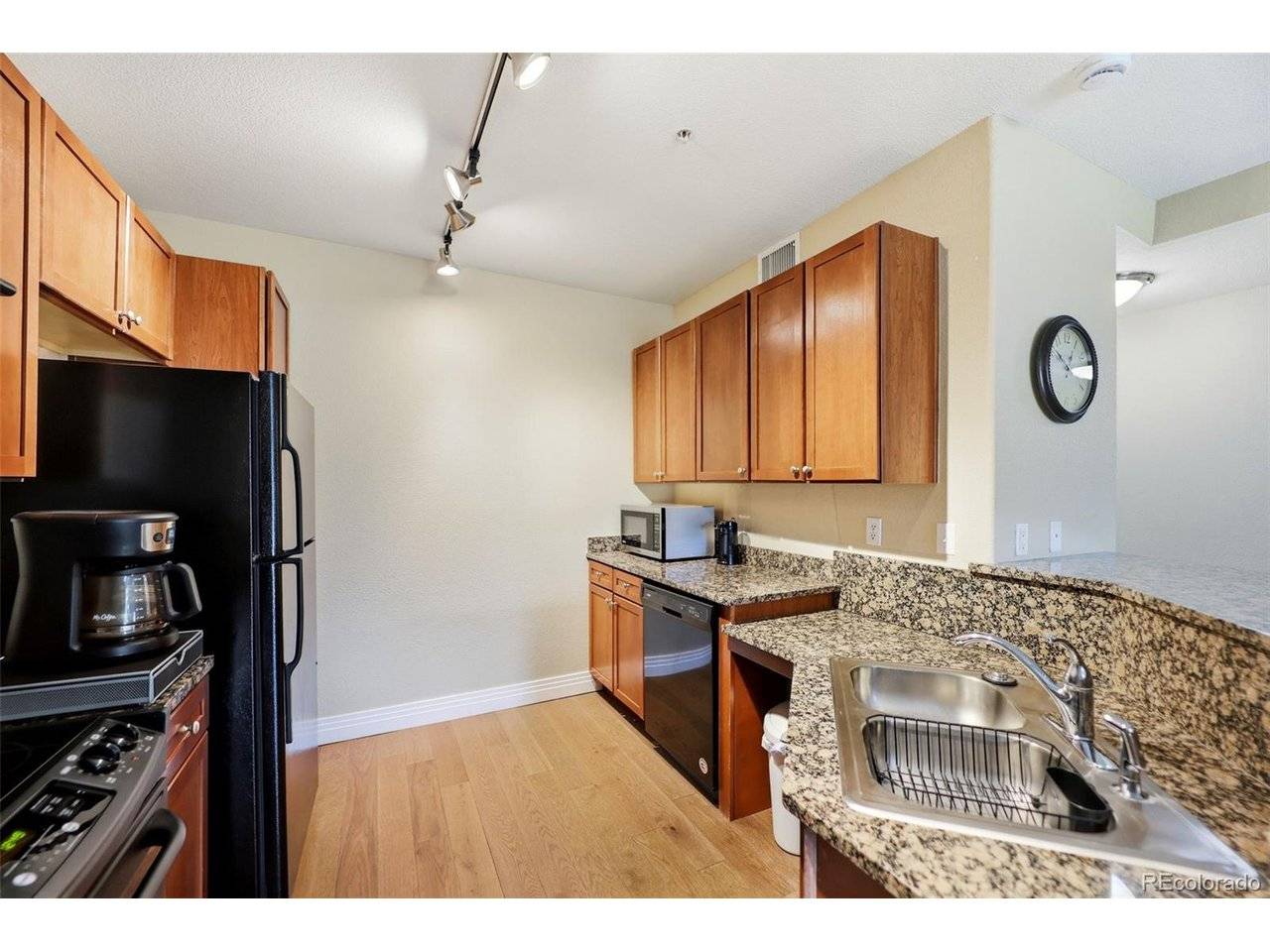 9059 E Panorama #B111, Englewood, CO 80112