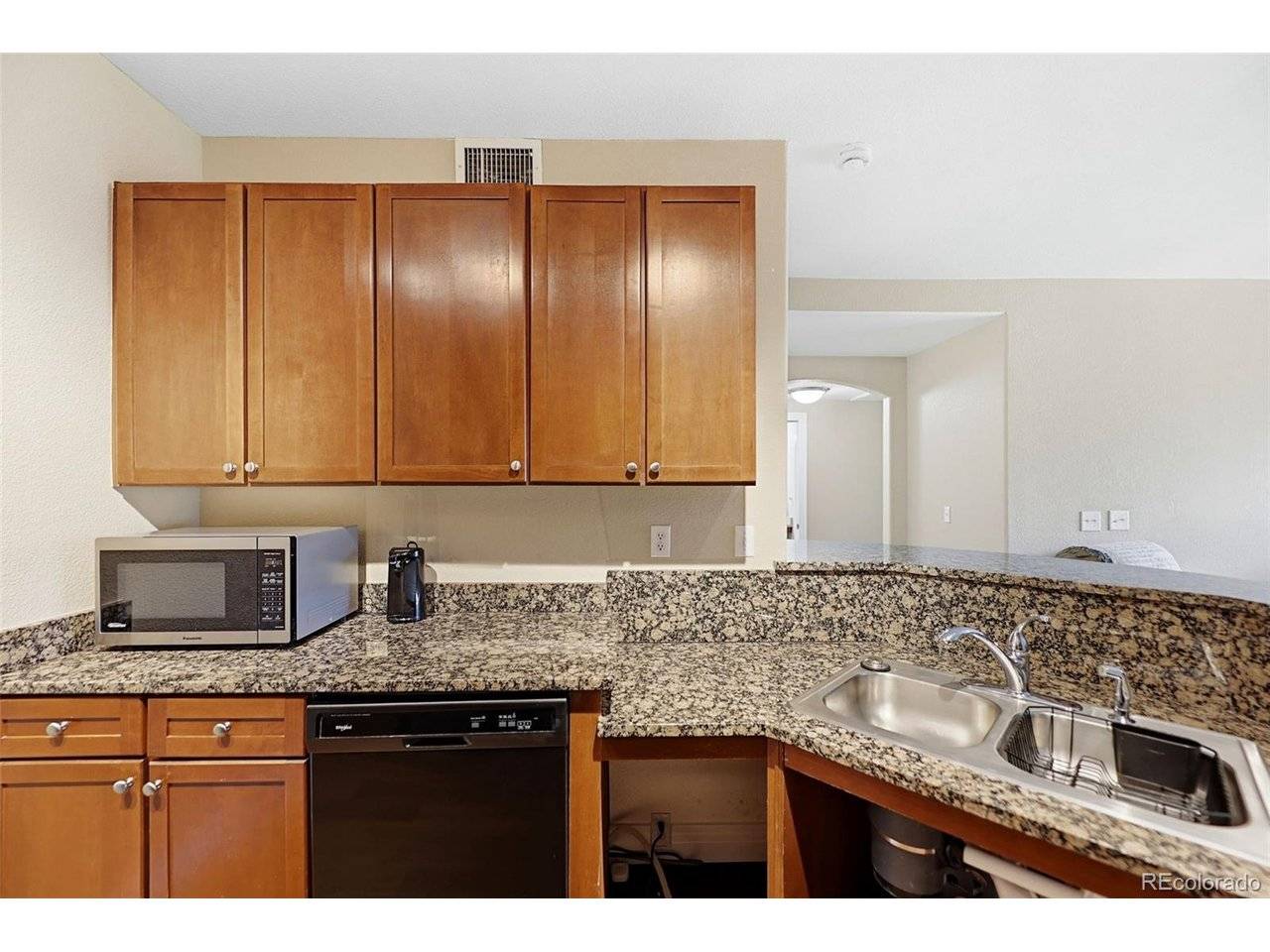 9059 E Panorama #B111, Englewood, CO 80112