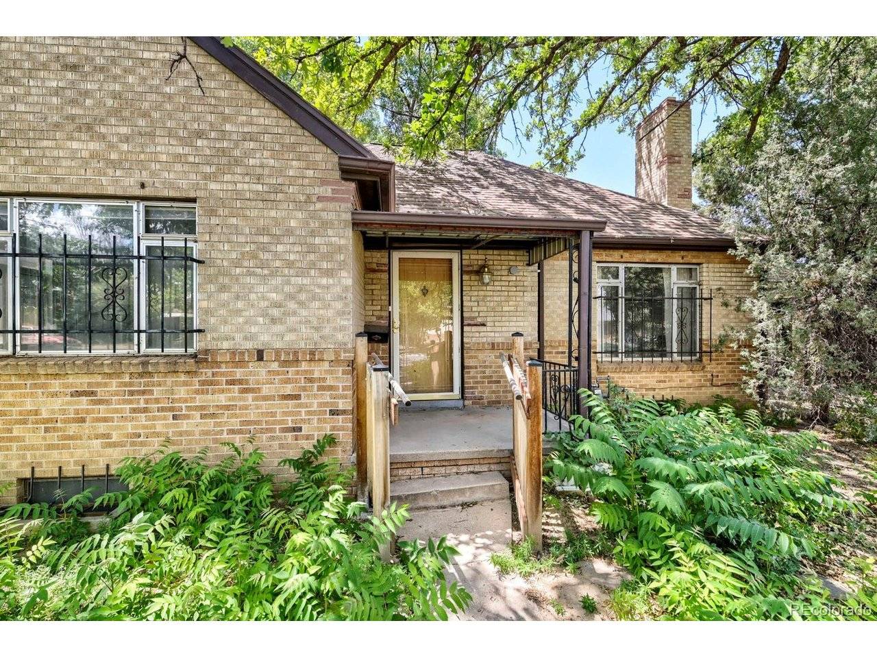 2875 Holly, Denver, CO 80207