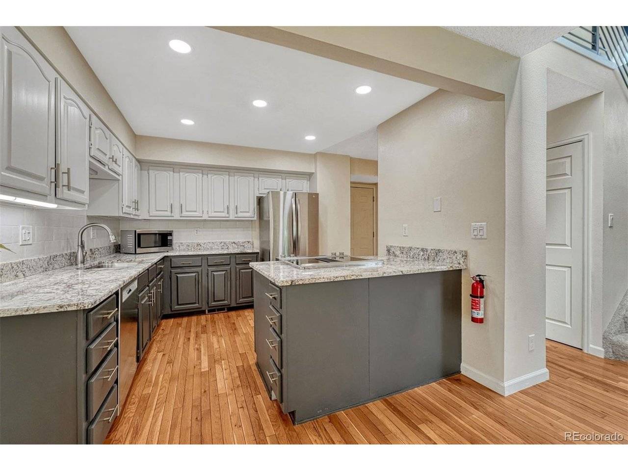 6516 Foxdale, Colorado Springs, CO 80919