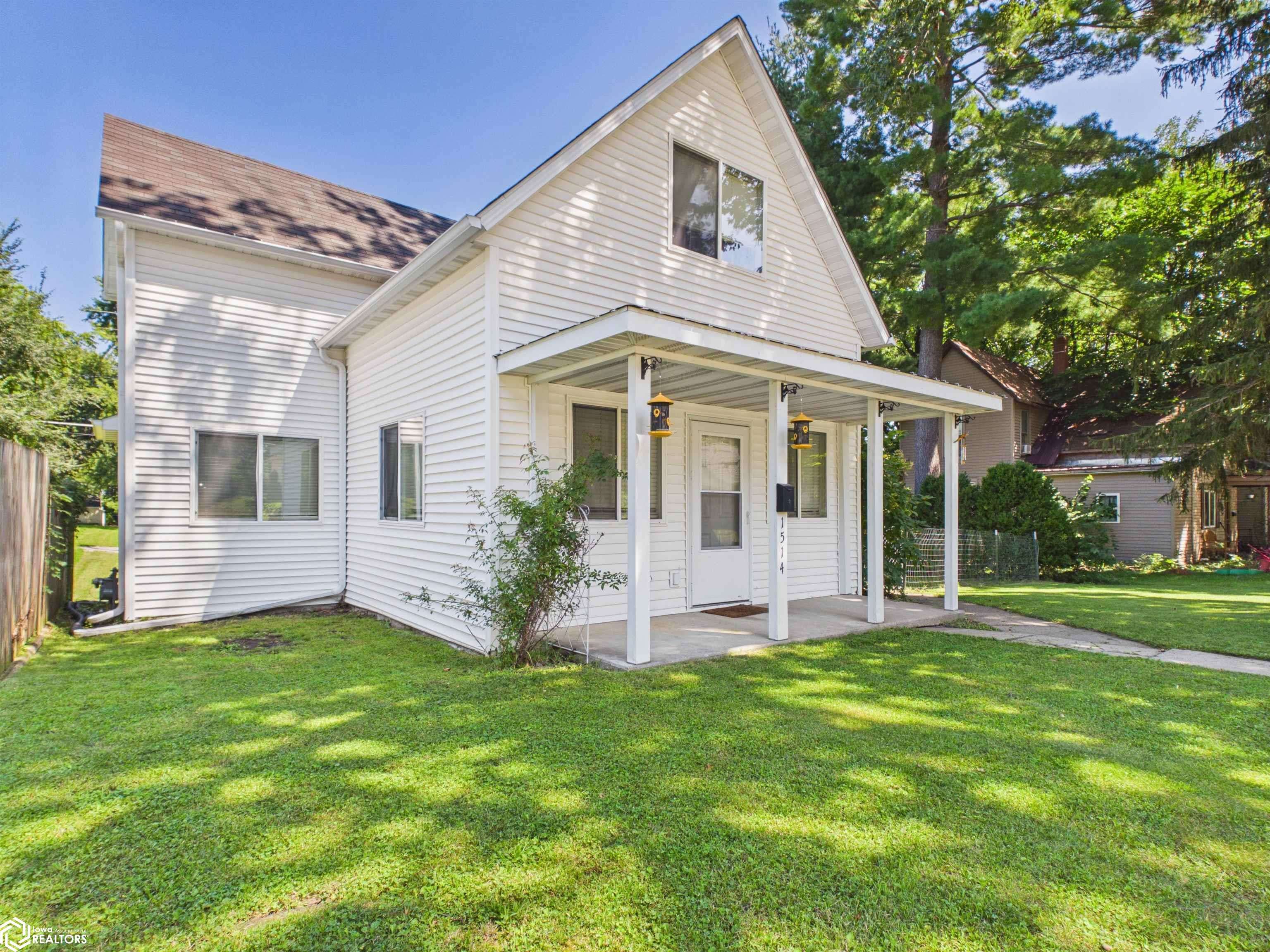 1514 Grove ST, Burlington, IA 52601