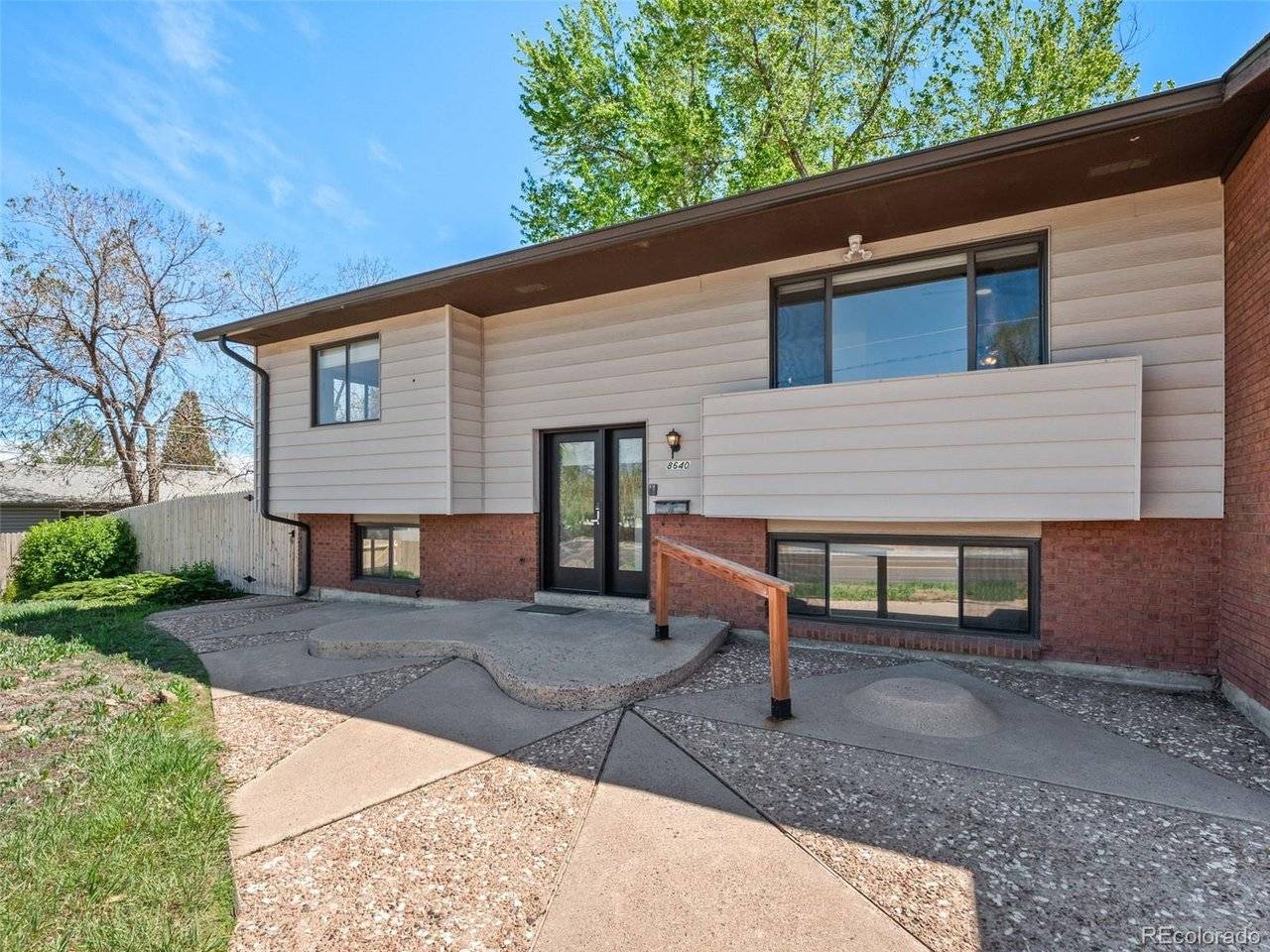 8640 W Jewell, Lakewood, CO 80232