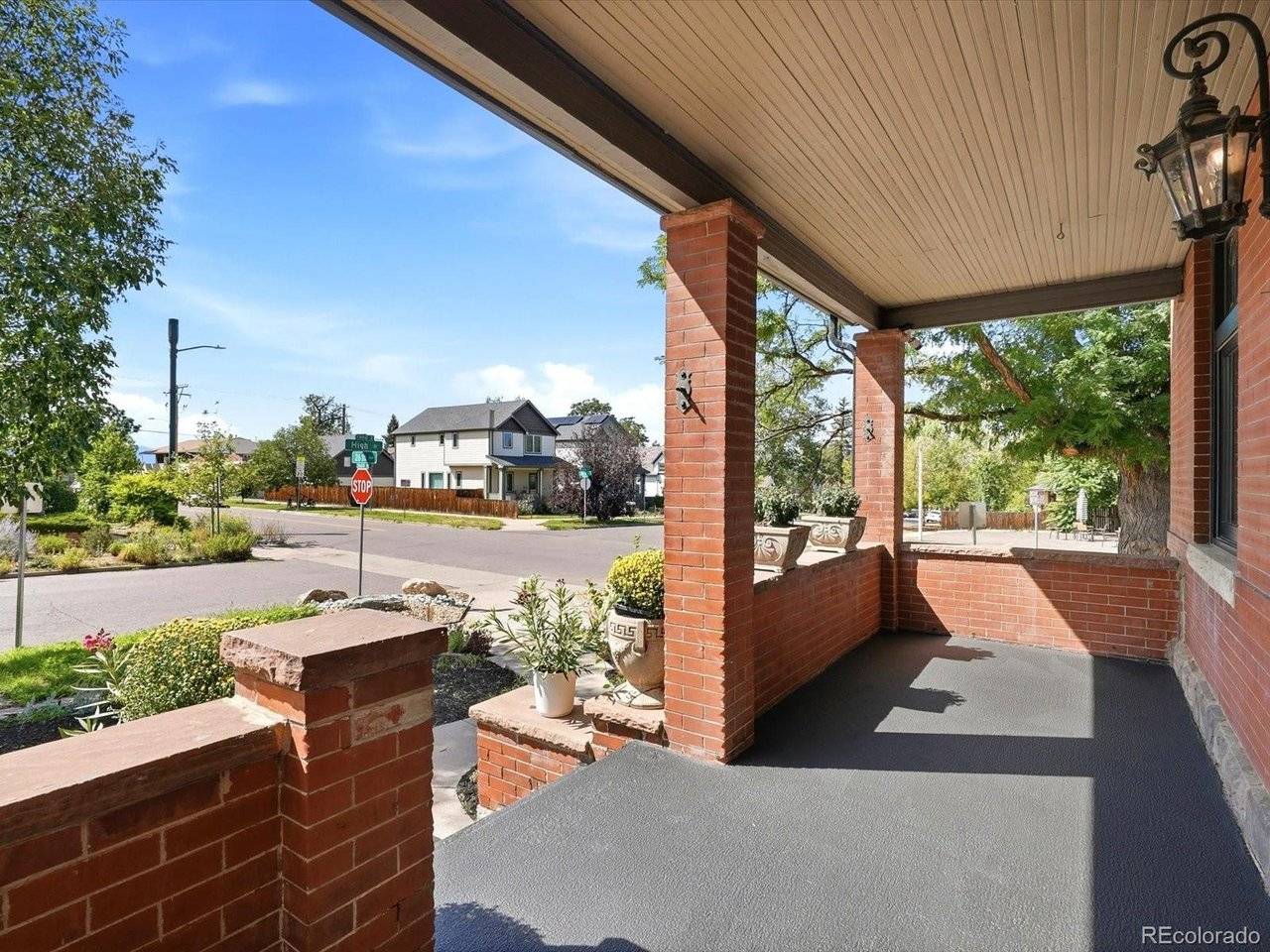 2556 N High, Denver, CO 80205