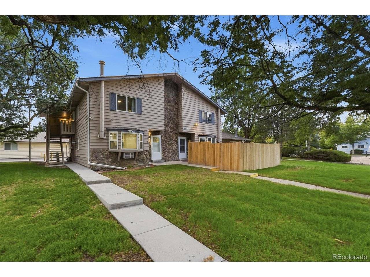 92 N Newark #C, Aurora, CO 80012