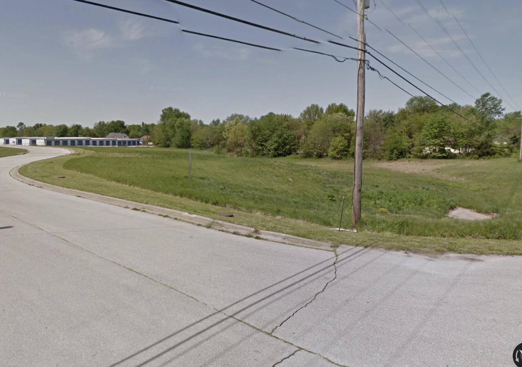 1701 S 15th AVE, Ozark, MO 65721