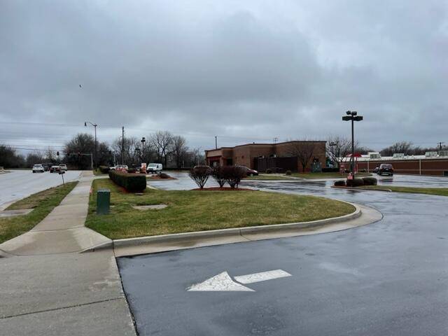 3340 W Bellaire ST, Springfield, MO 65803