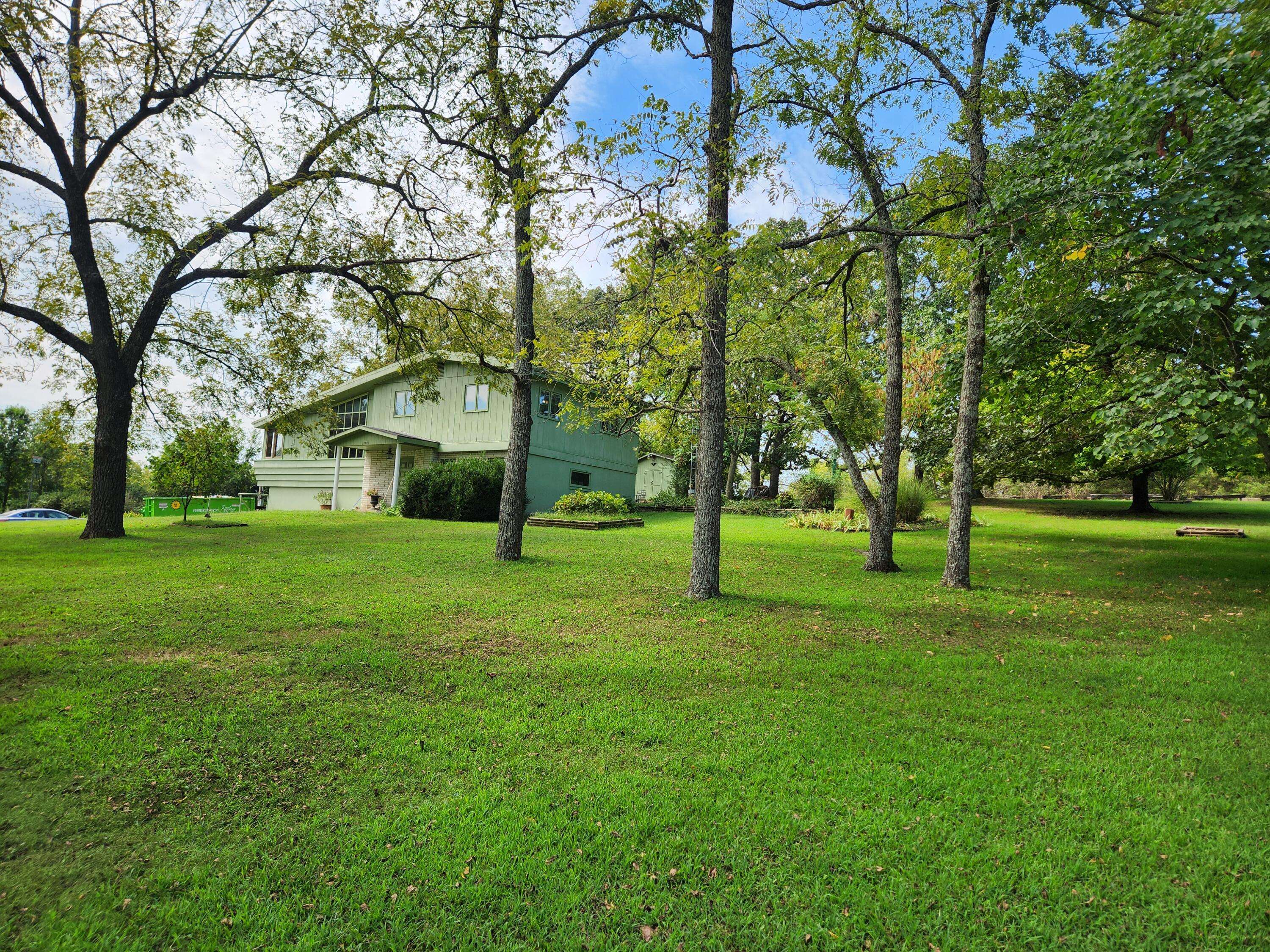 28409 Bali RD, Warsaw, MO 65355