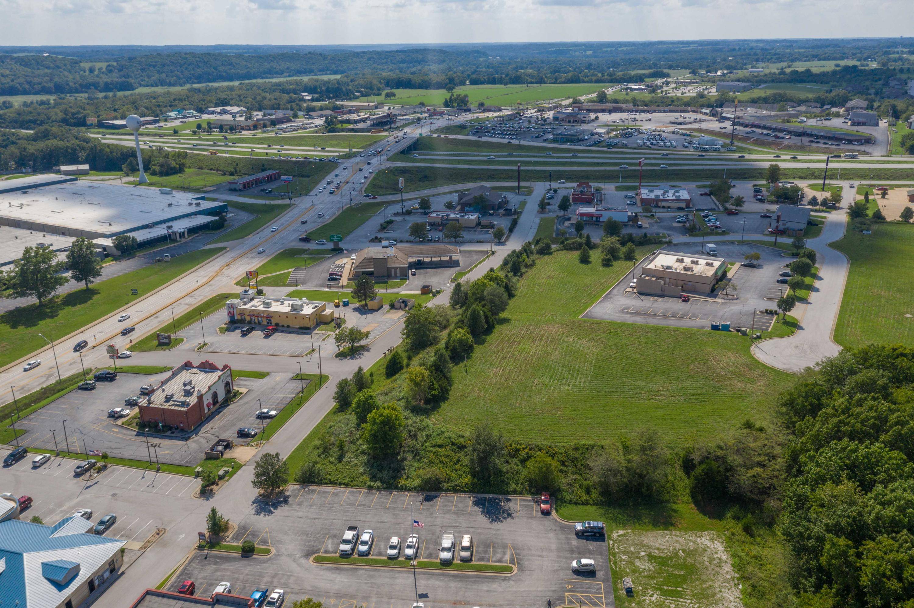 1624 W Dawn, Ozark, MO 65721