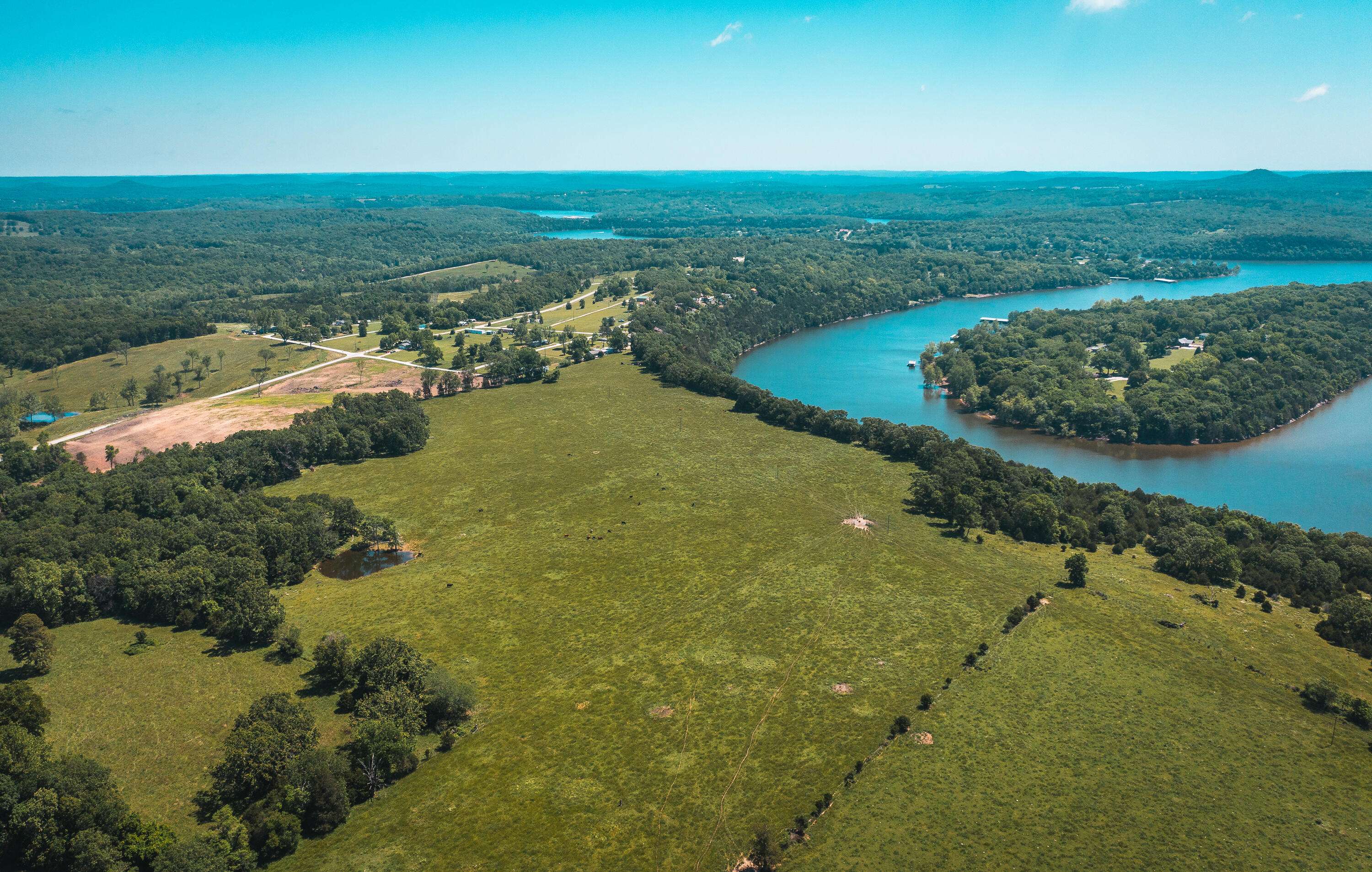 000 Farm Road 2265, Golden, MO 65658