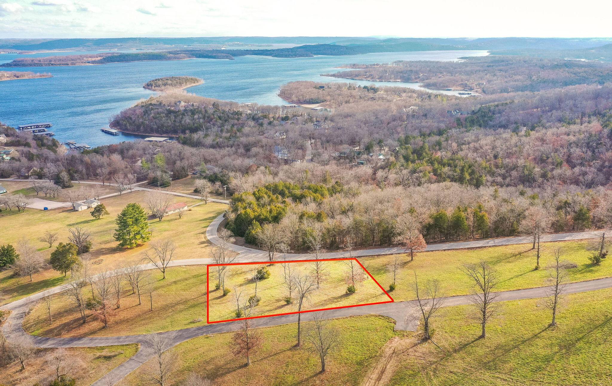 9a Carriage Oaks Drive DR, Reeds Spring, MO 65737