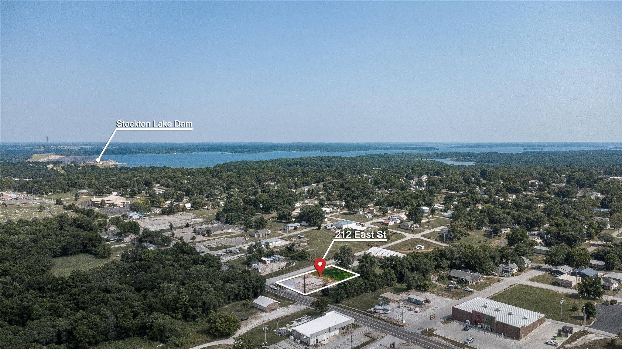 212 E East ST, Stockton, MO 65785