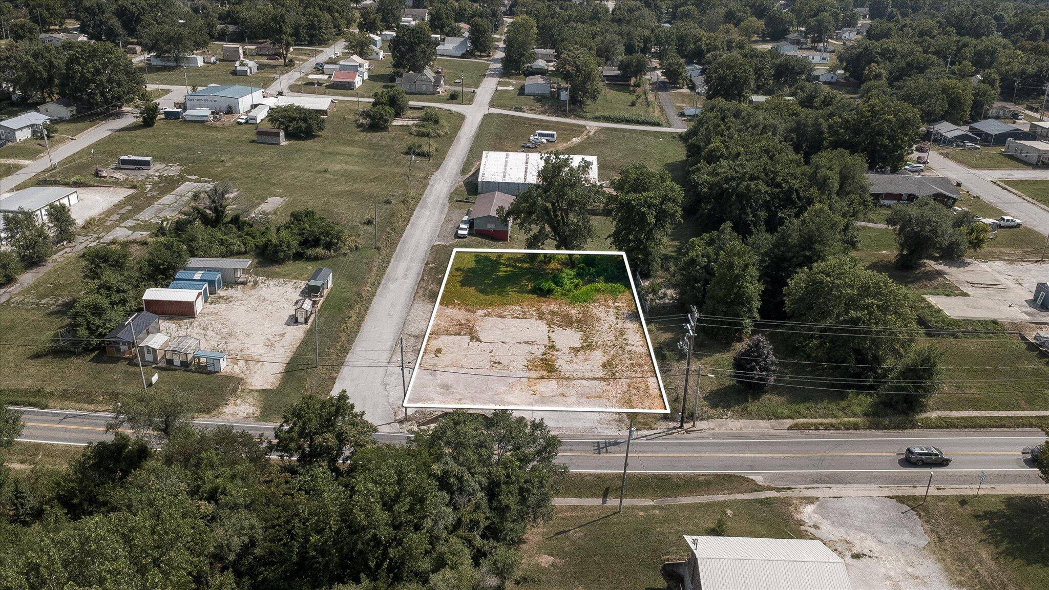 212 E East ST, Stockton, MO 65785