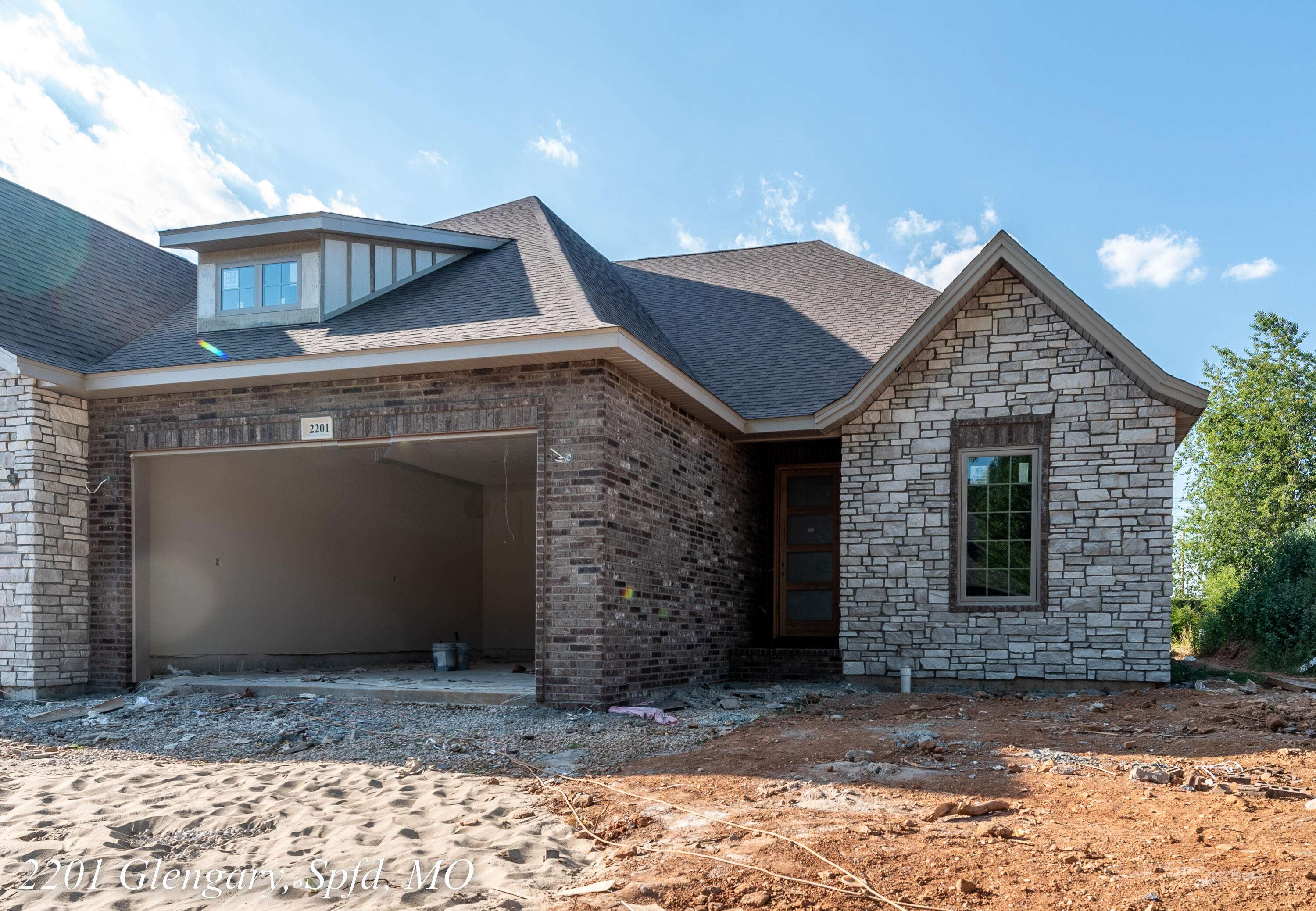 2175 W Glengary CT, Springfield, MO 65810