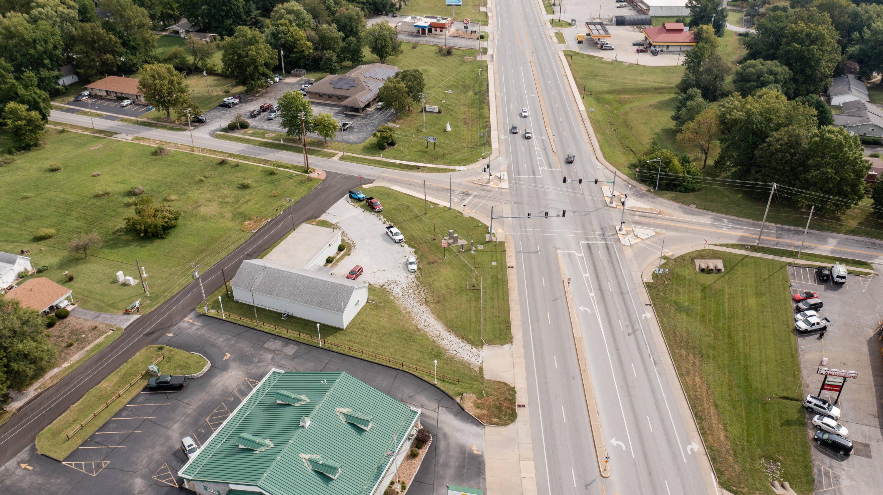 121 Us Highway 60, Republic, MO 65738