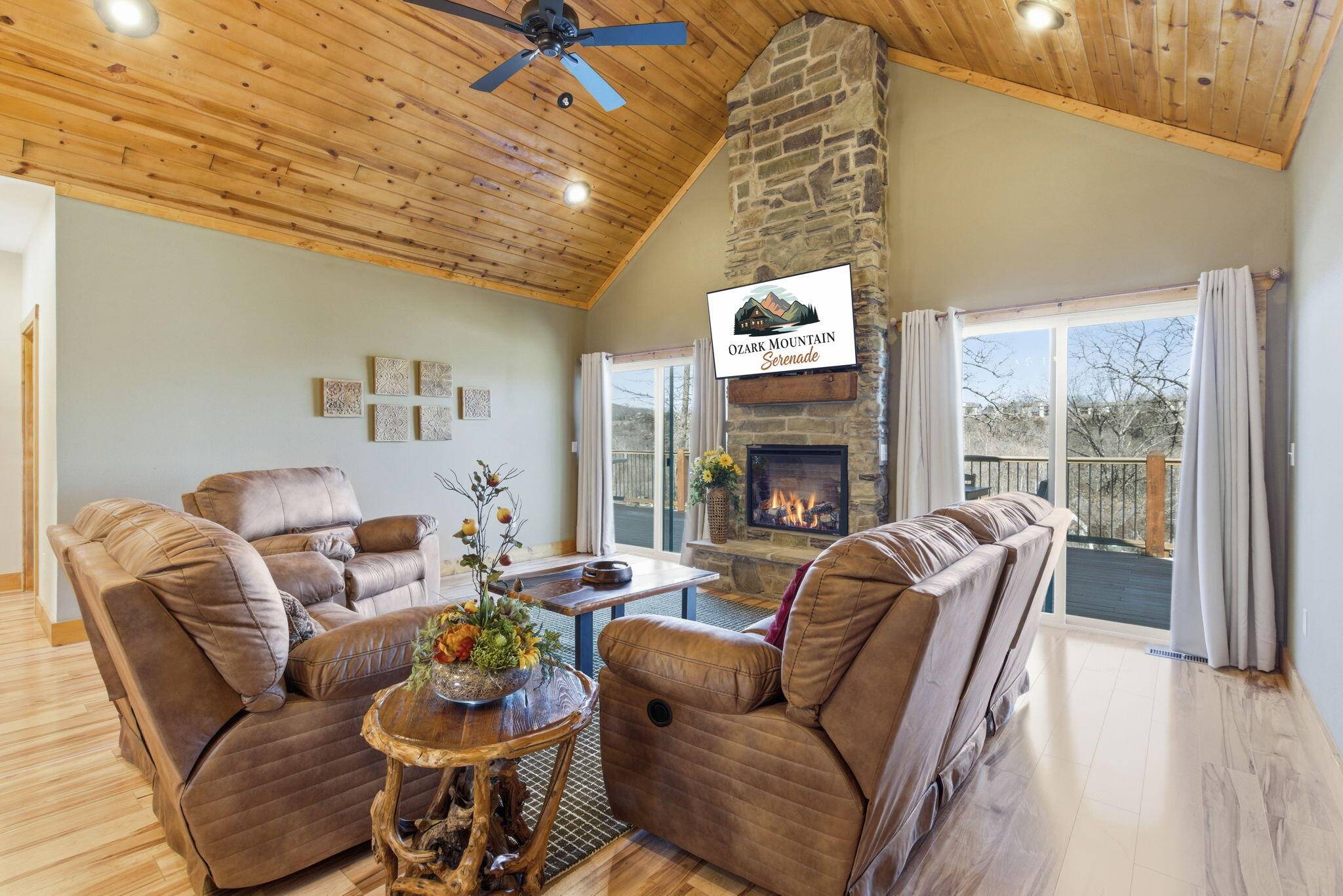 229 Clay Bank RD, Branson, MO 65616