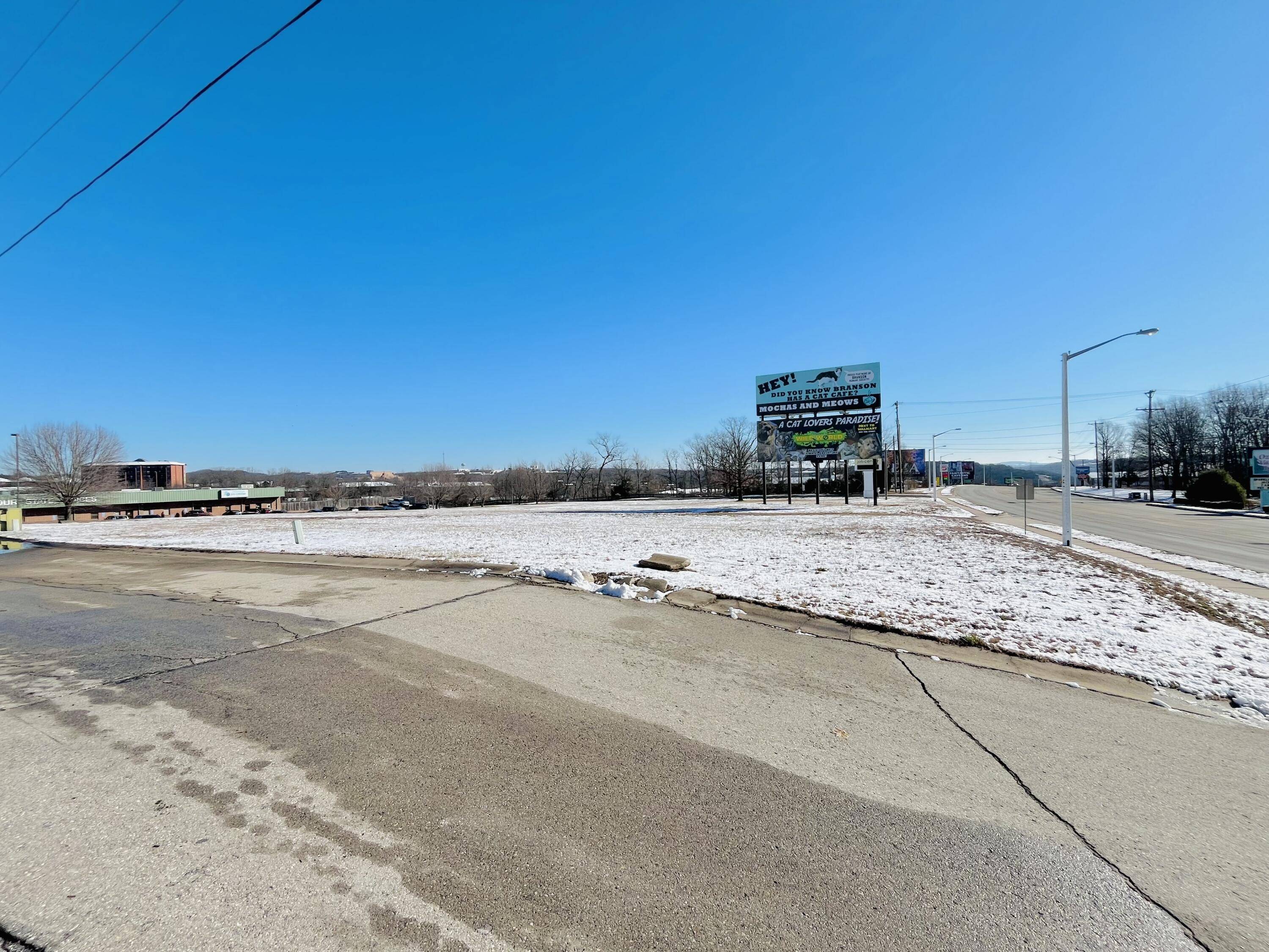 2720 Shepherd Of The Hills EXPY, Branson, MO 65616