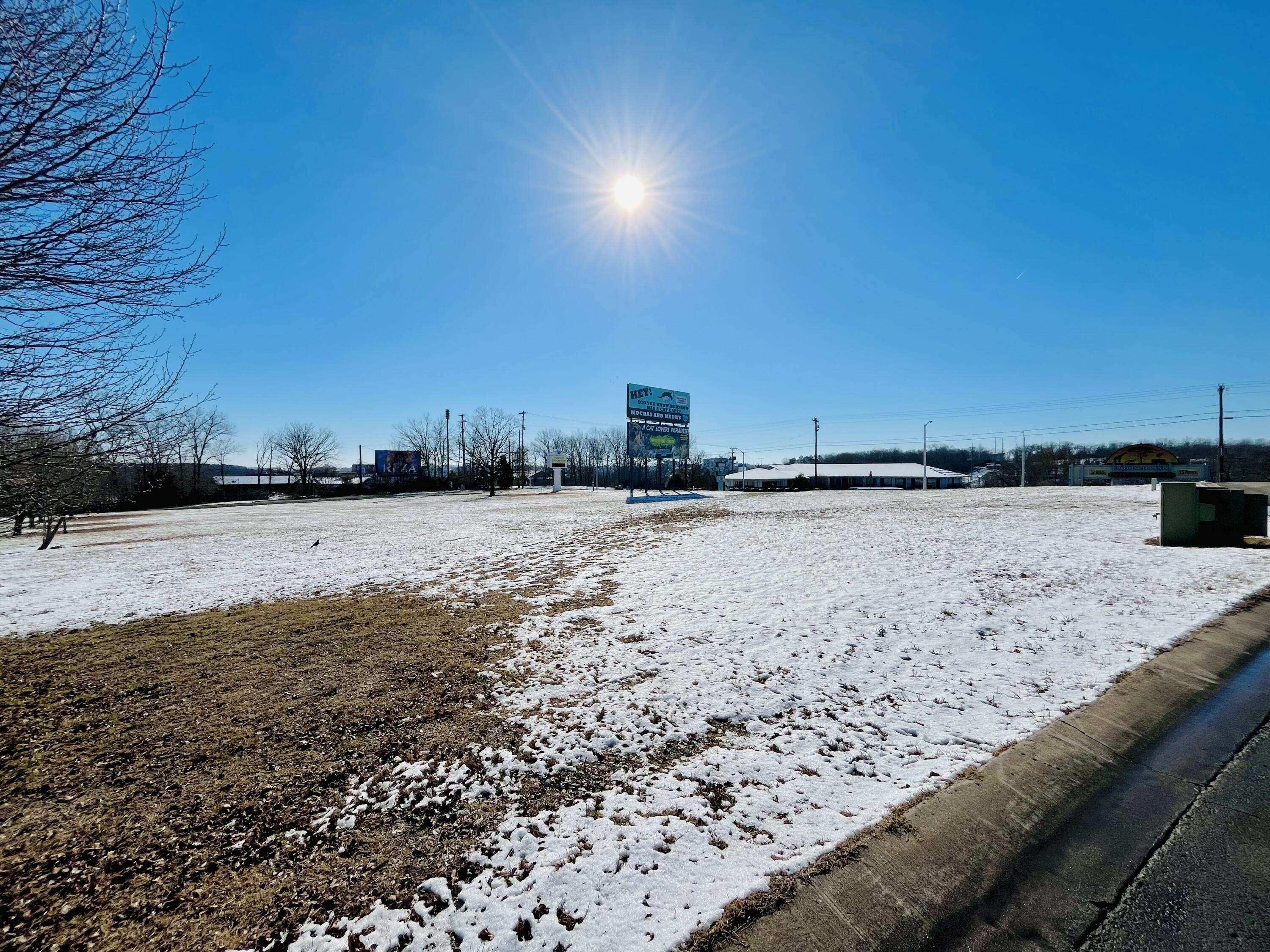 2720 Shepherd Of The Hills EXPY, Branson, MO 65616