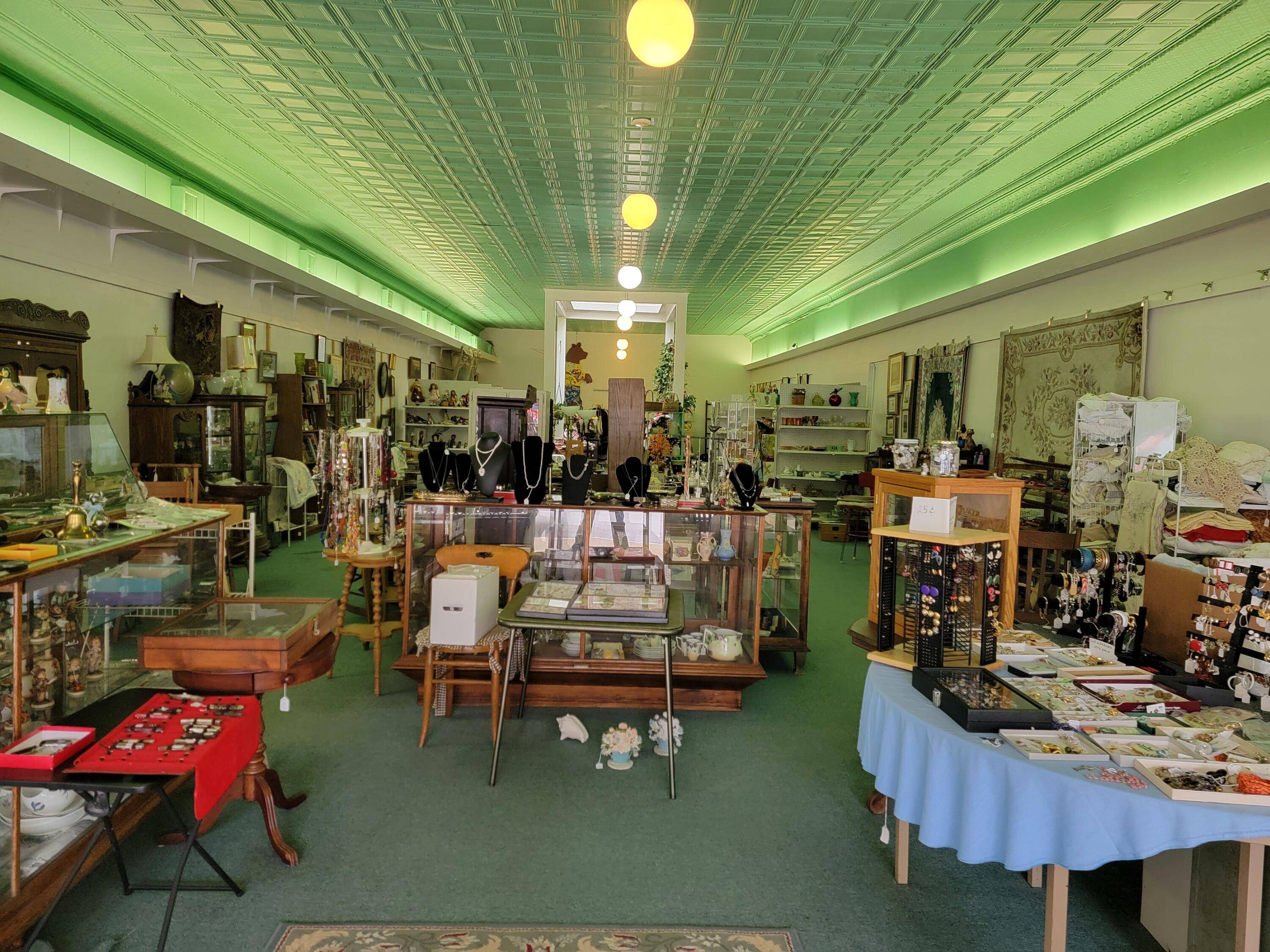 115 East Main Street, Willow Springs, MO 65793