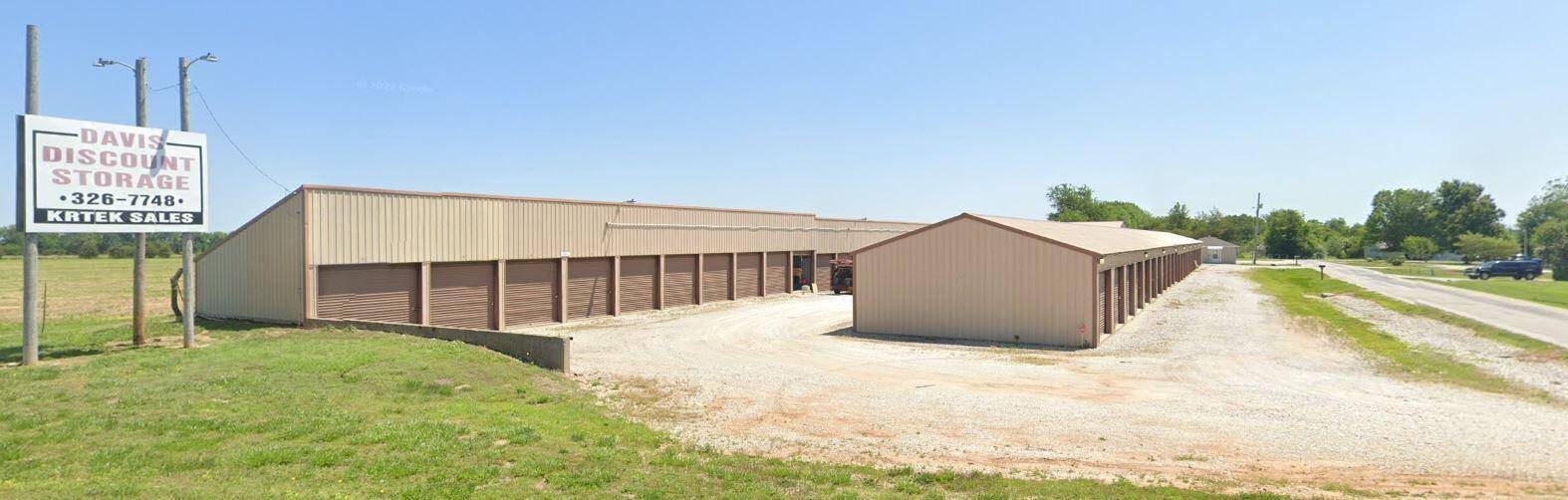 4880 S 139th RD, Bolivar, MO 65613