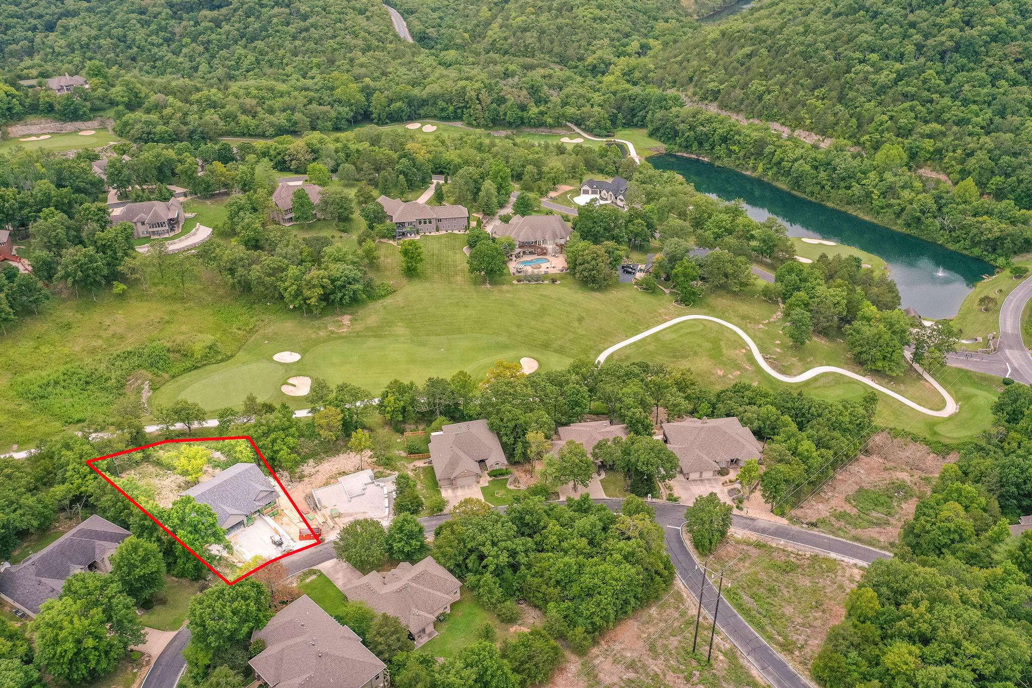 411 Silverwood CIR, Branson West, MO 65737