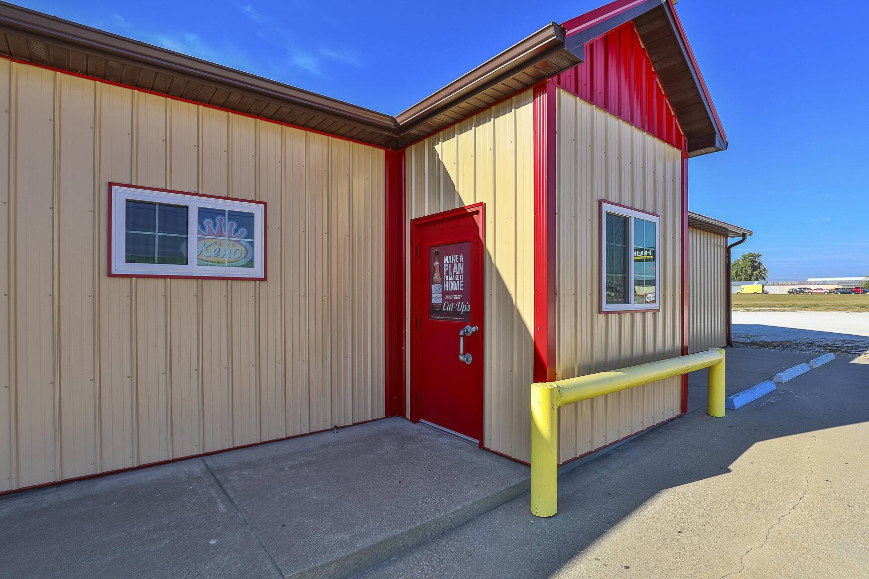 1450 E Mt Gilead RD, Bolivar, MO 65613