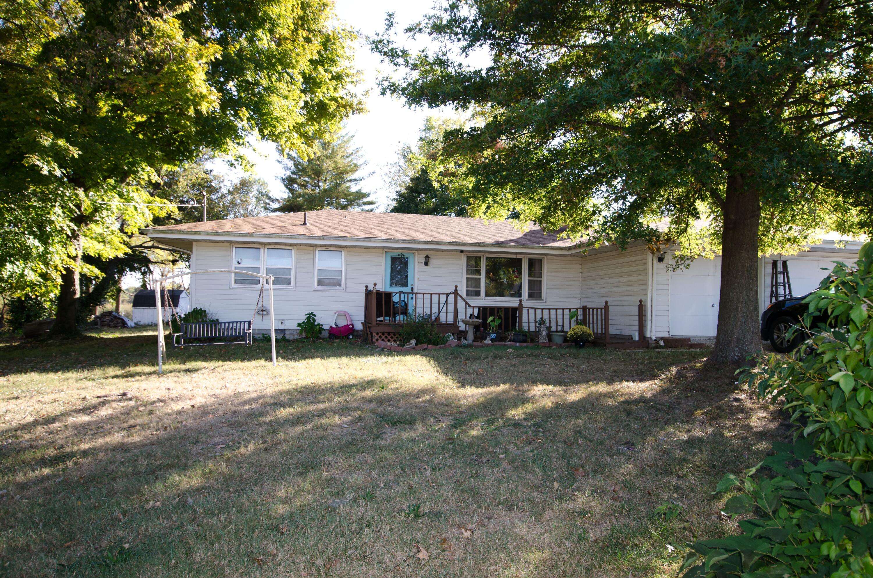 5248 W Farm Road 156, Springfield, MO 65802