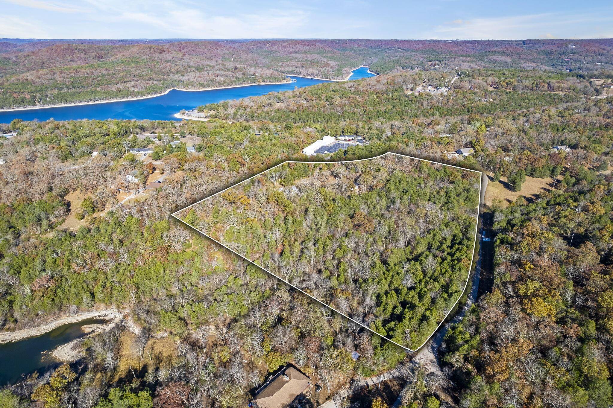 474 Double O Nine RD, Reeds Spring, MO 65737