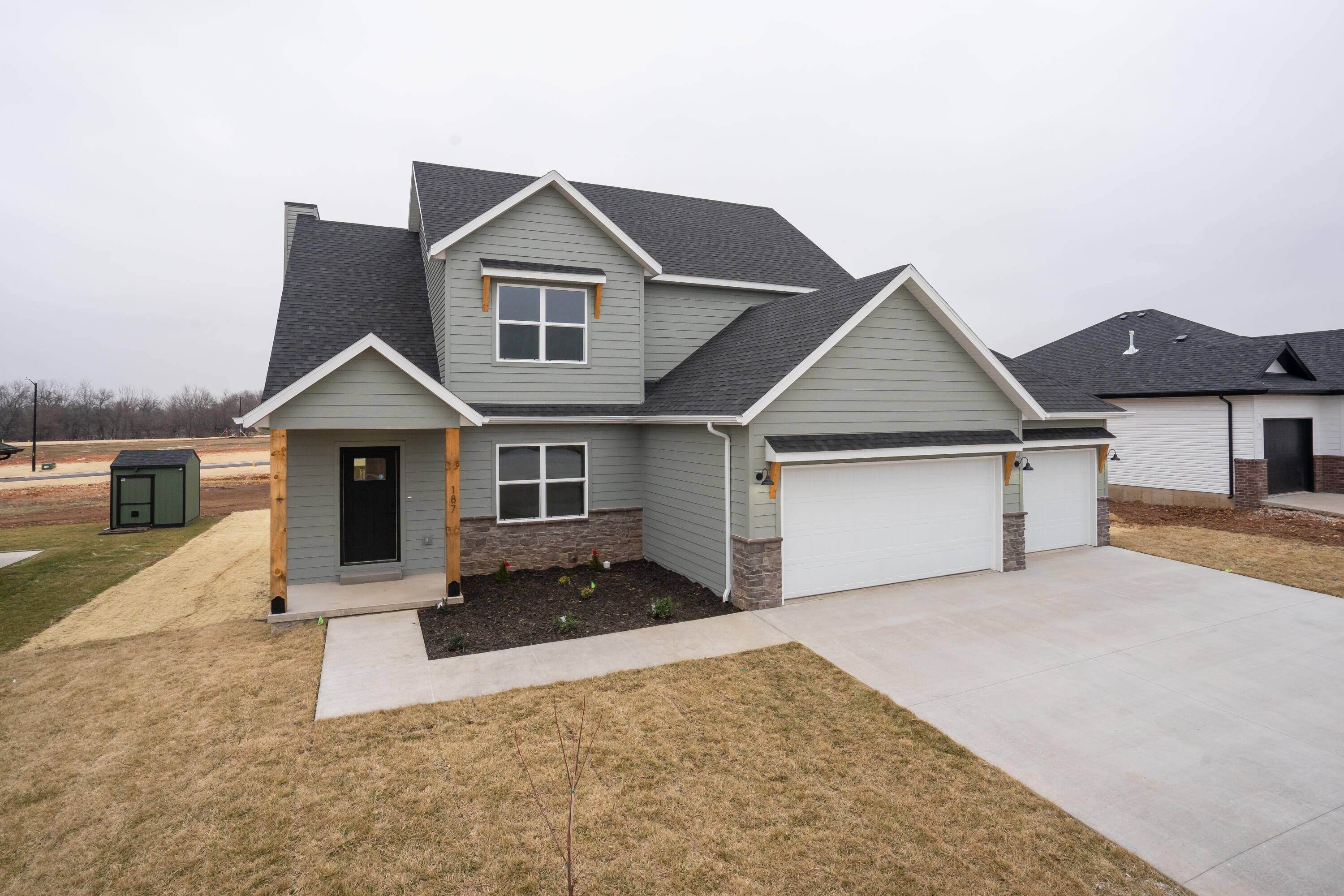 2129 E Will ST, Republic, MO 65738