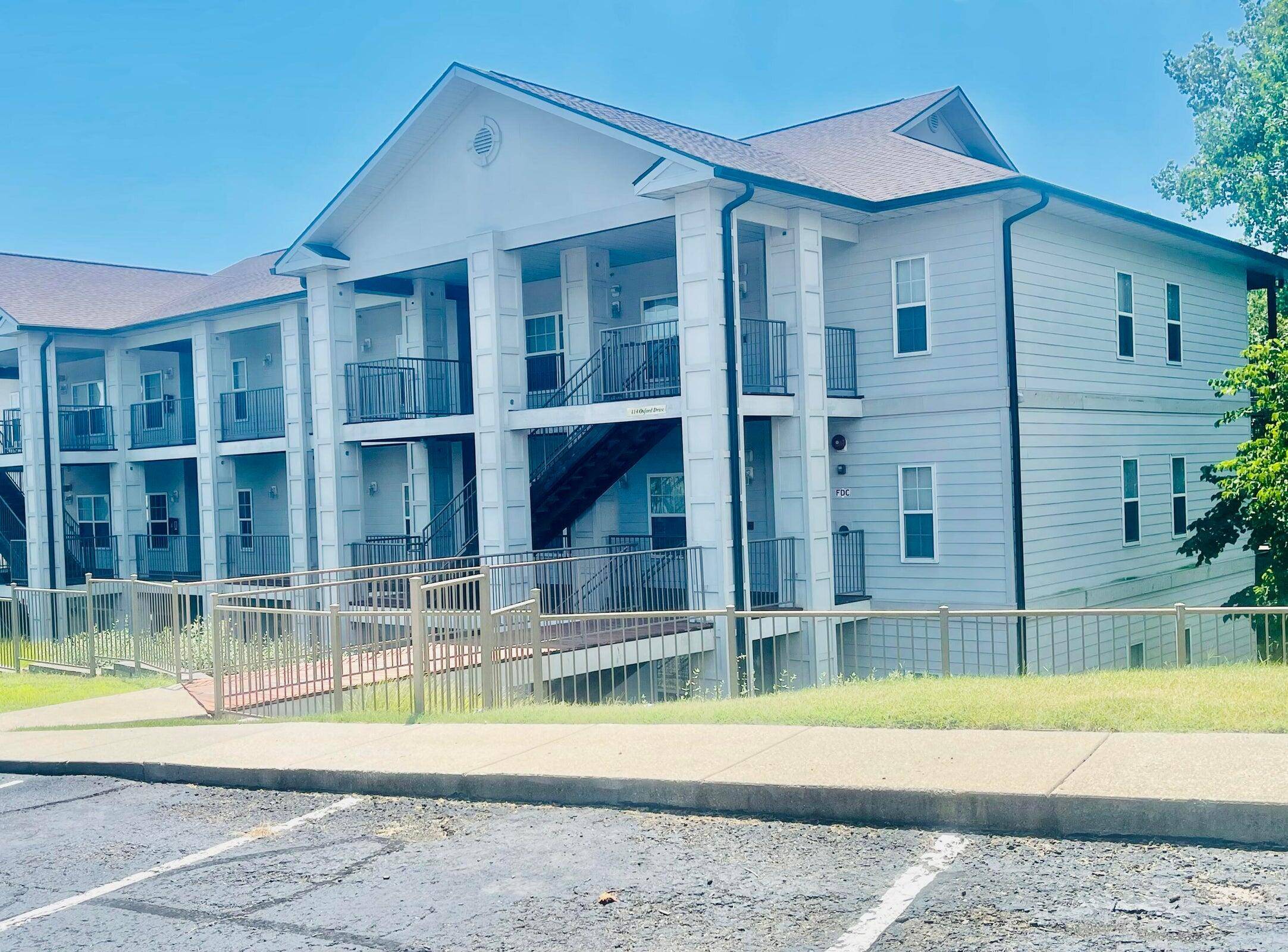 114 Oxford Drive #Units 1-11, Branson, MO 65616