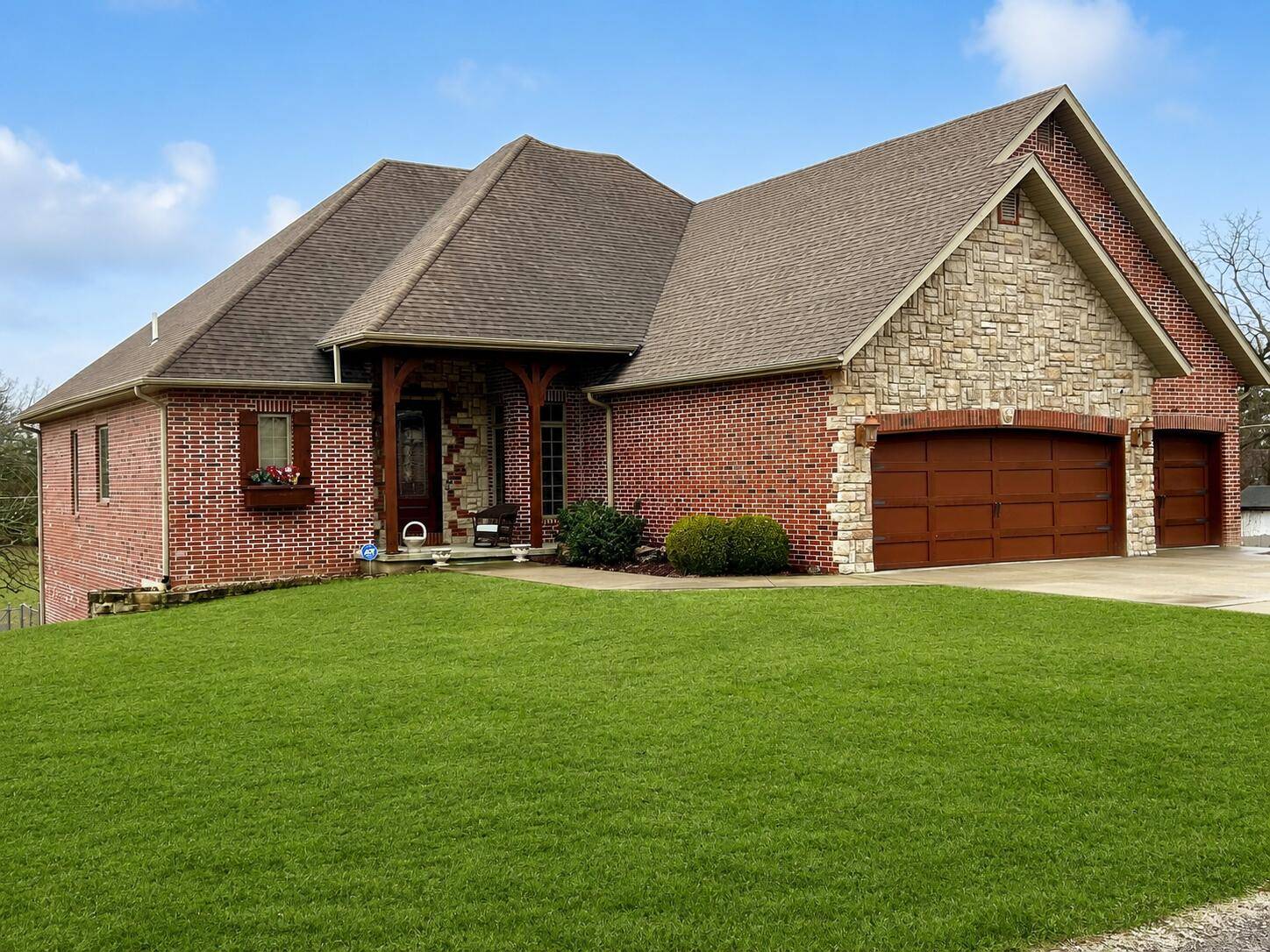 503 Curry AVE, Ava, MO 65608