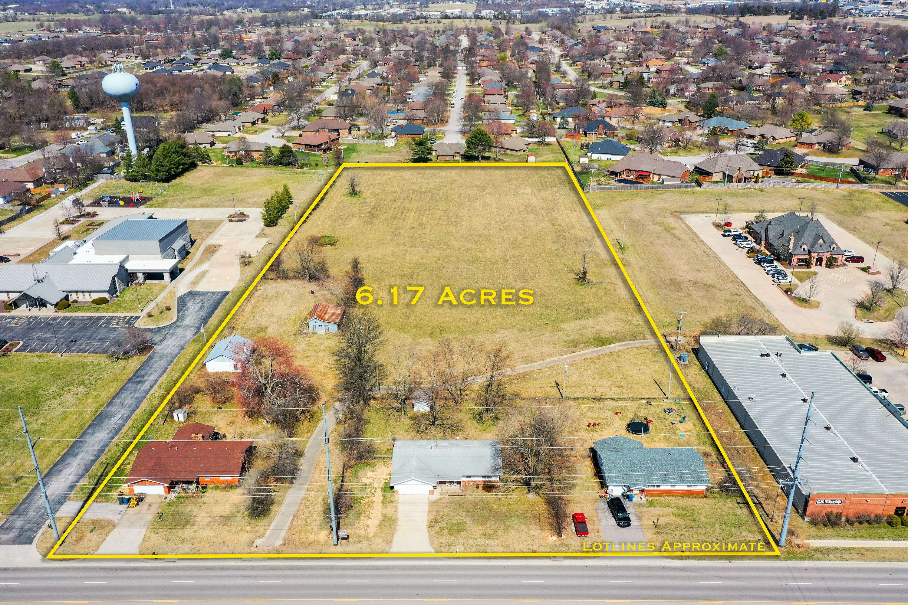 903-907 W Mt. Vernon ST, Nixa, MO 65714