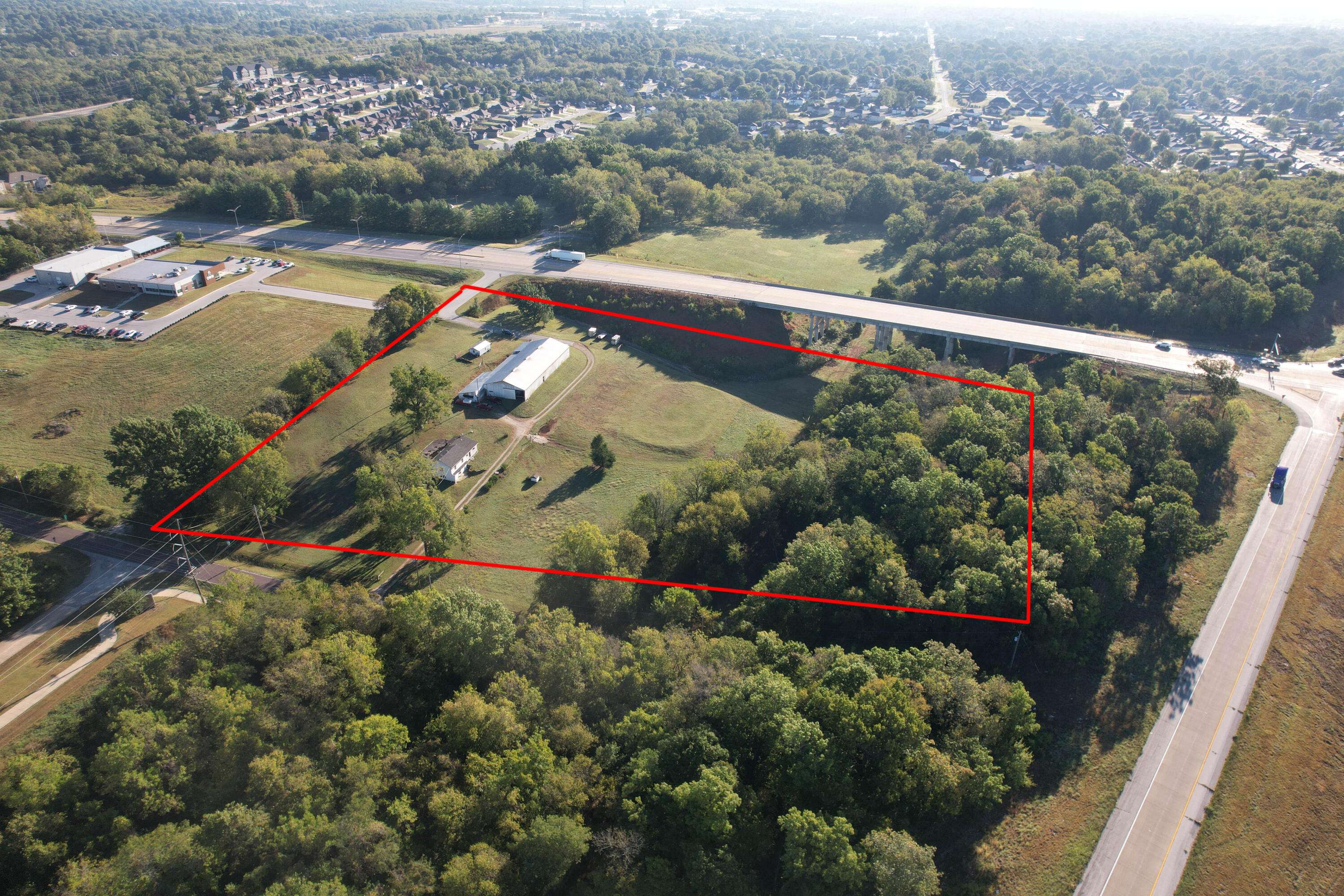 3350 S Kauffman RD, Springfield, MO 65807