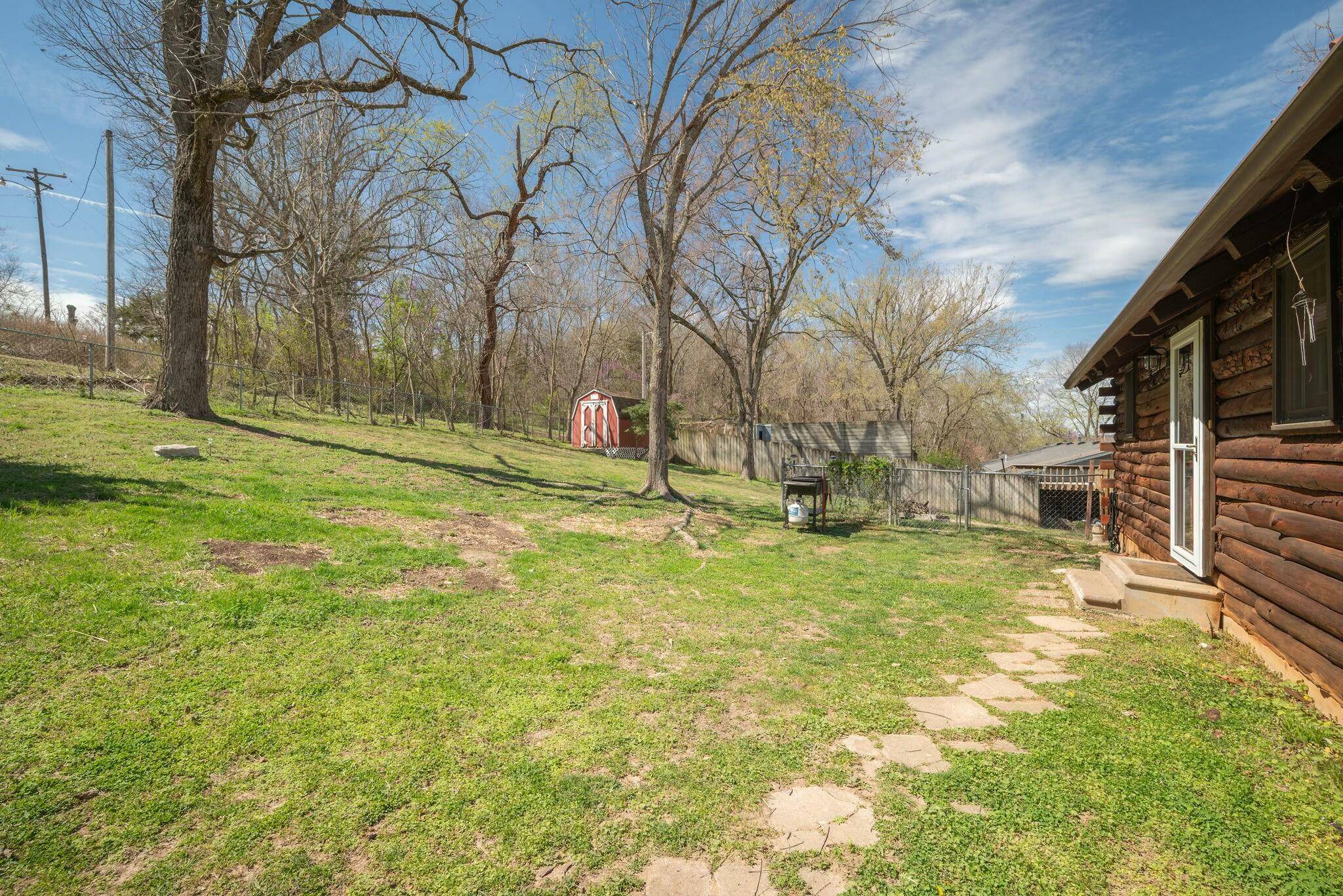 510 Kings Hwy, Noel, MO 64854