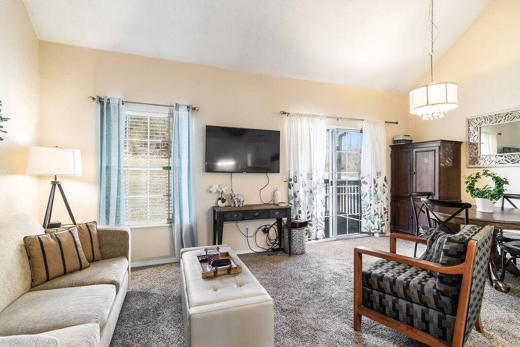 590, 13 Abby Ln, Woodpecker LN #8, 2, Branson, MO 65616