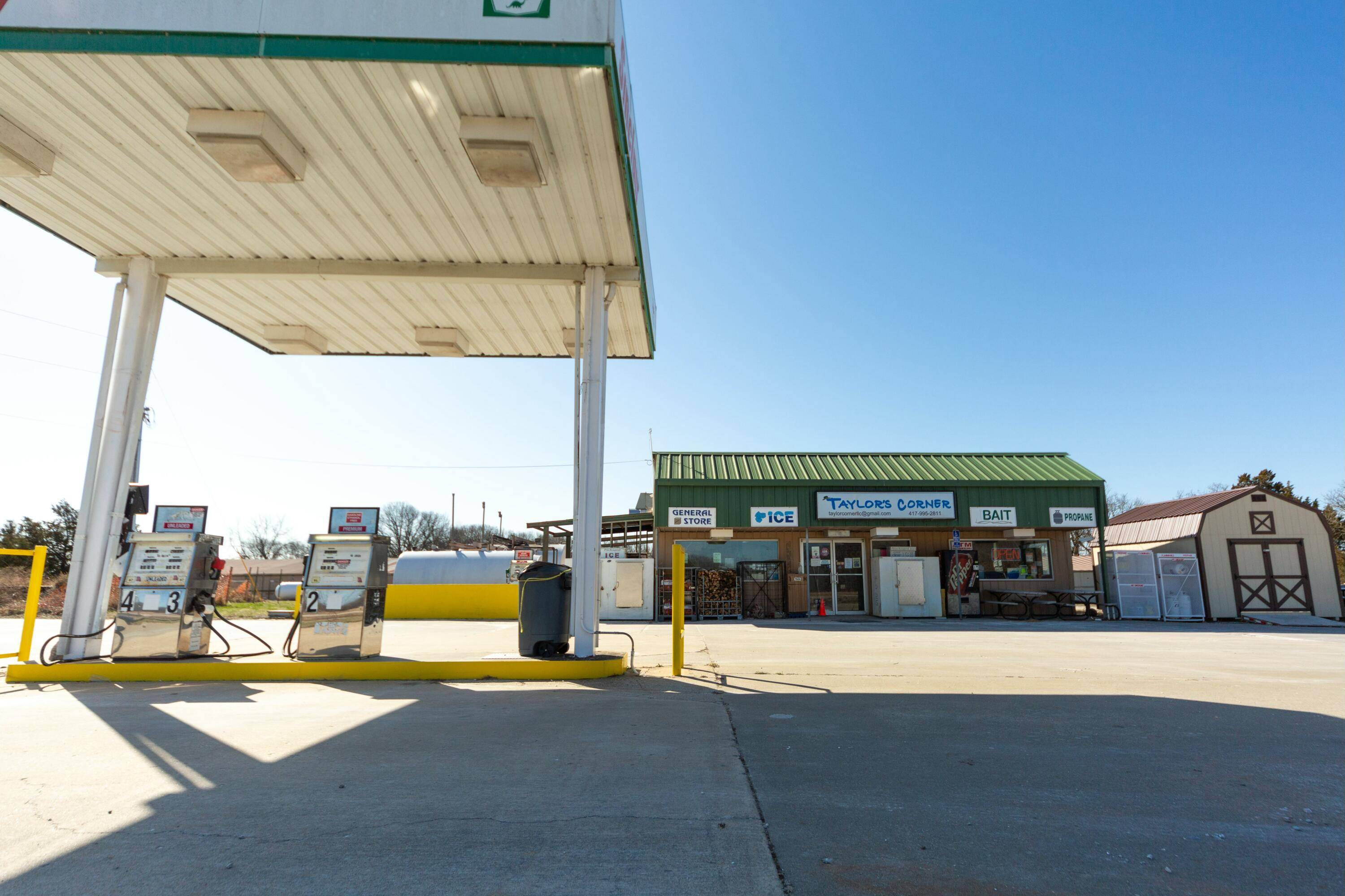 784 E State Highway 215, Dadeville, MO 65635