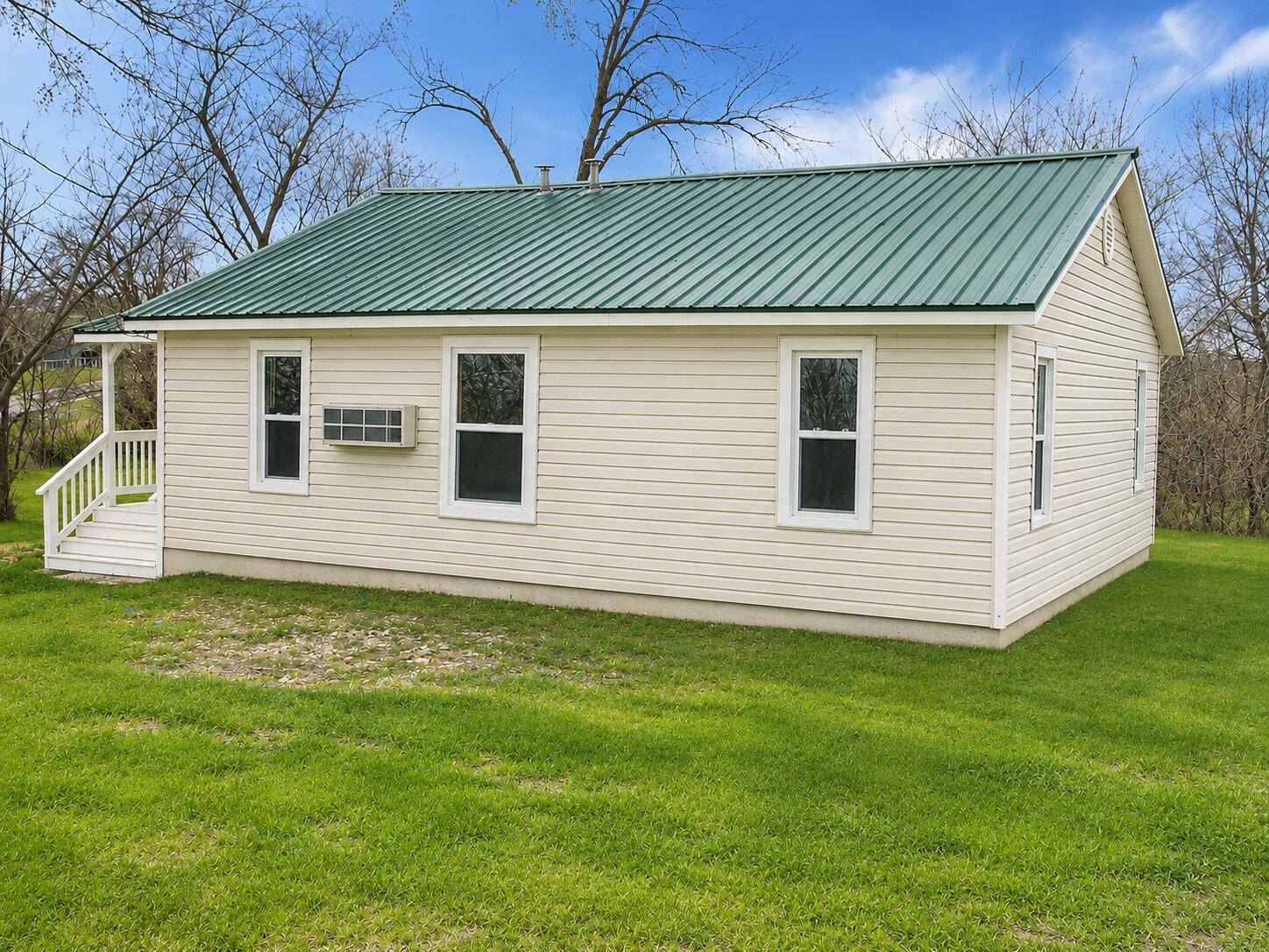 59 Landrace Loop, Tecumseh, MO 65760