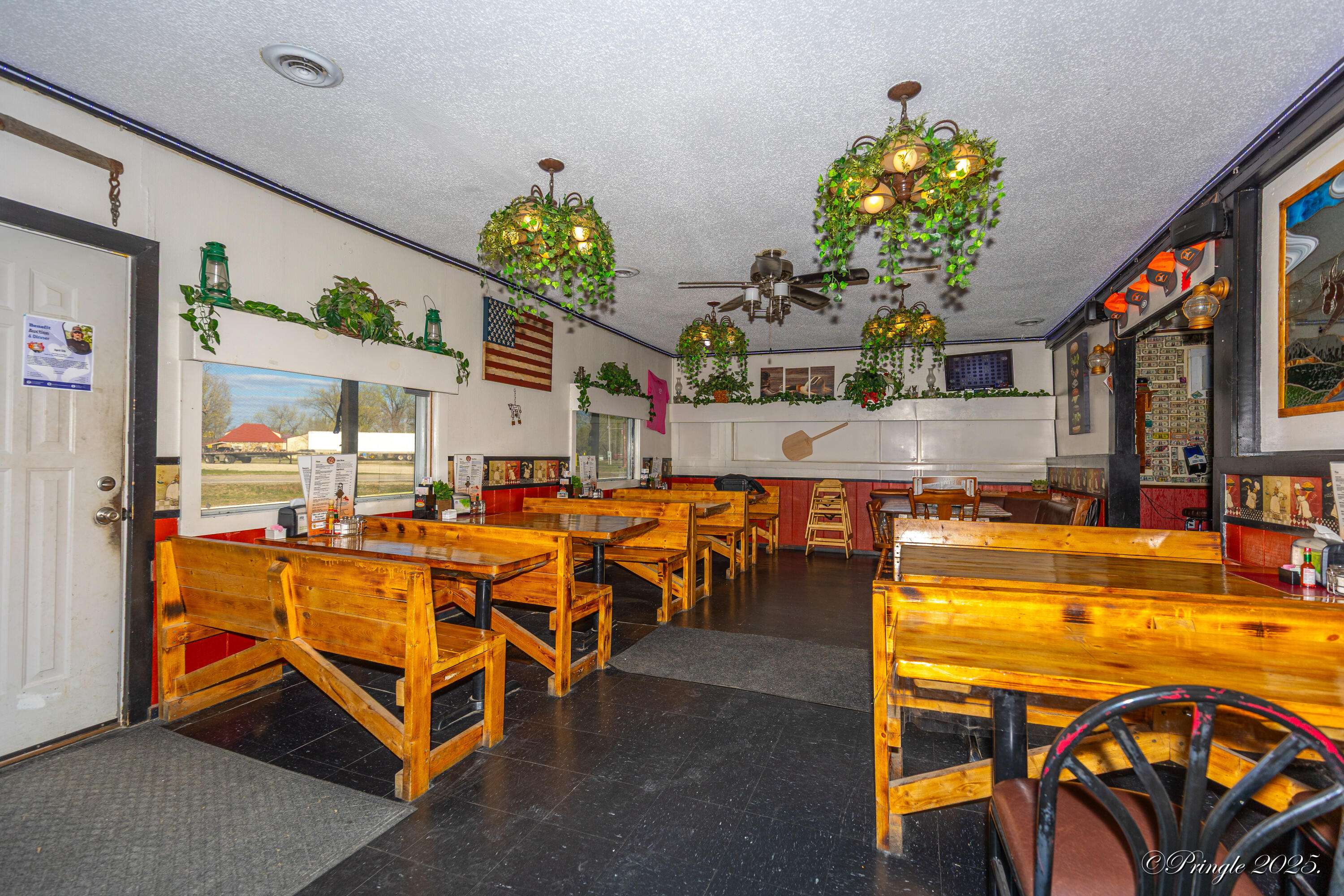 12015 State Route 101, Caulfield, MO 65626