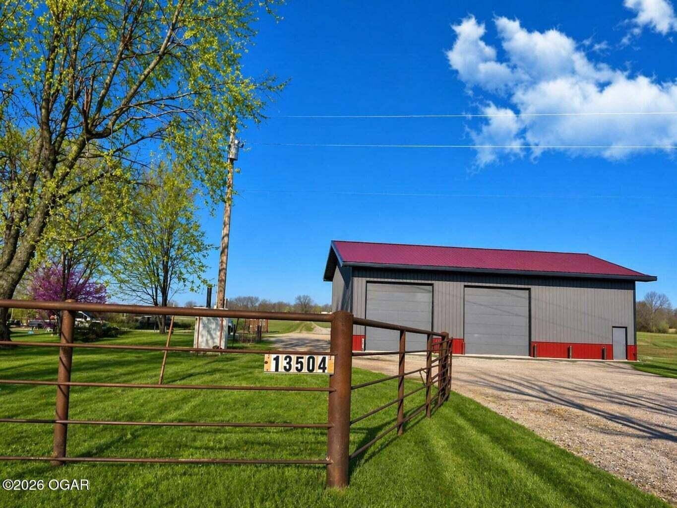 13504 Jay DR, Neosho, MO 64850
