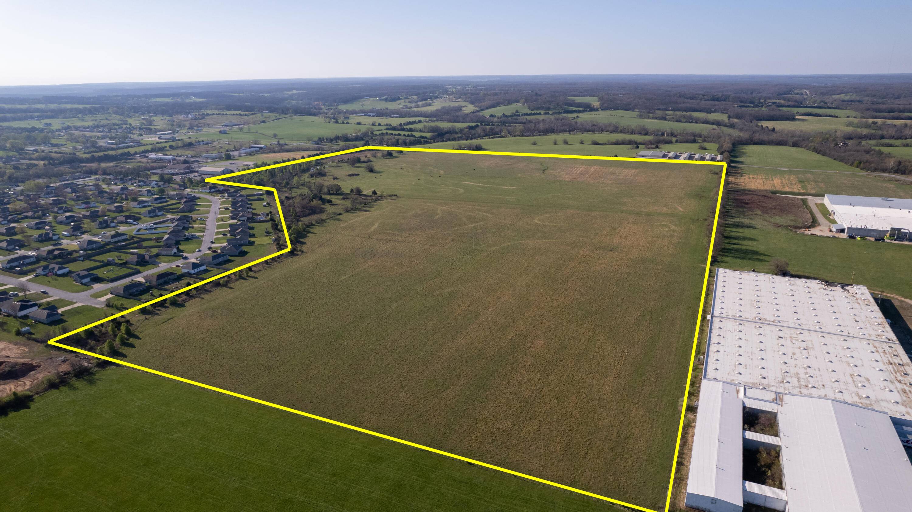 000 Commerce RD, Marshfield, MO 65706