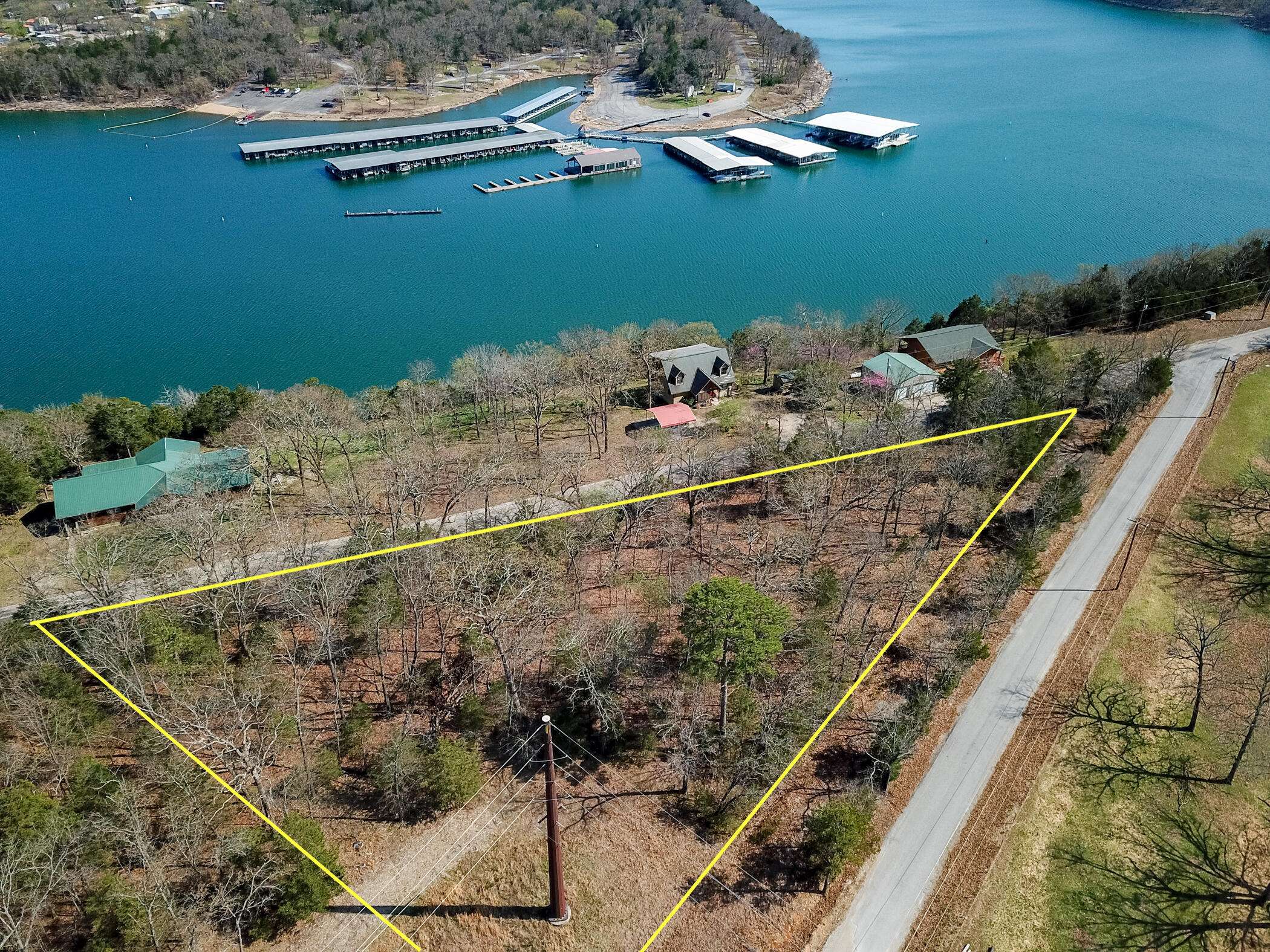000 Farm Road 2250, Golden, MO 65658