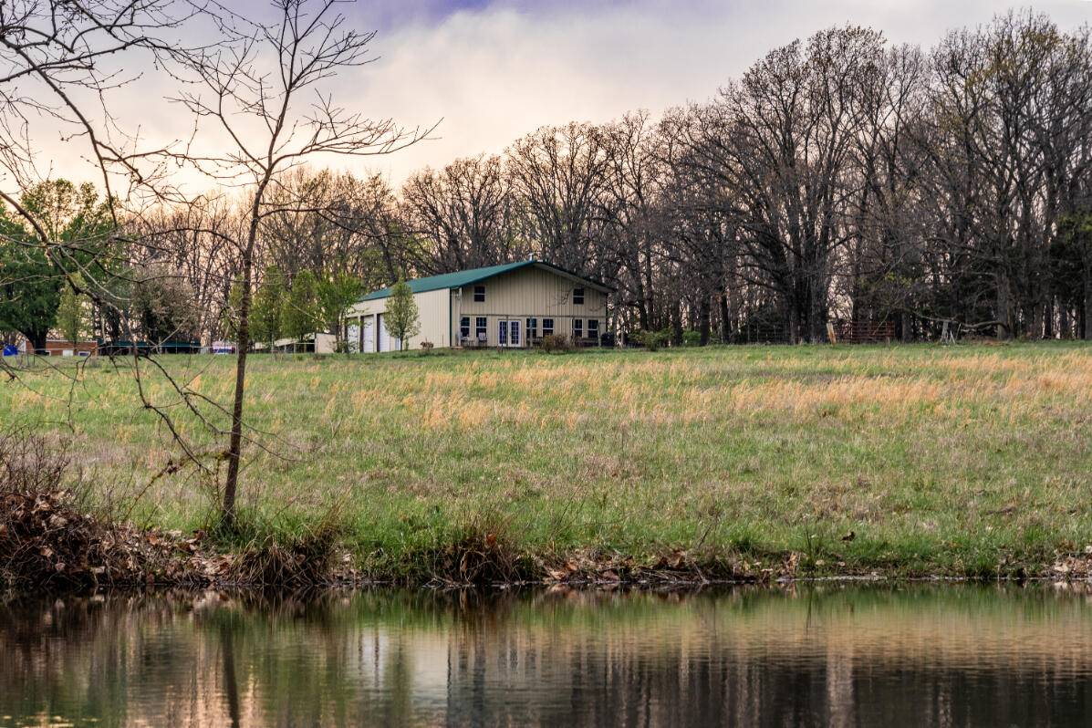 23935 E 1000th RD, Humansville, MO 65674