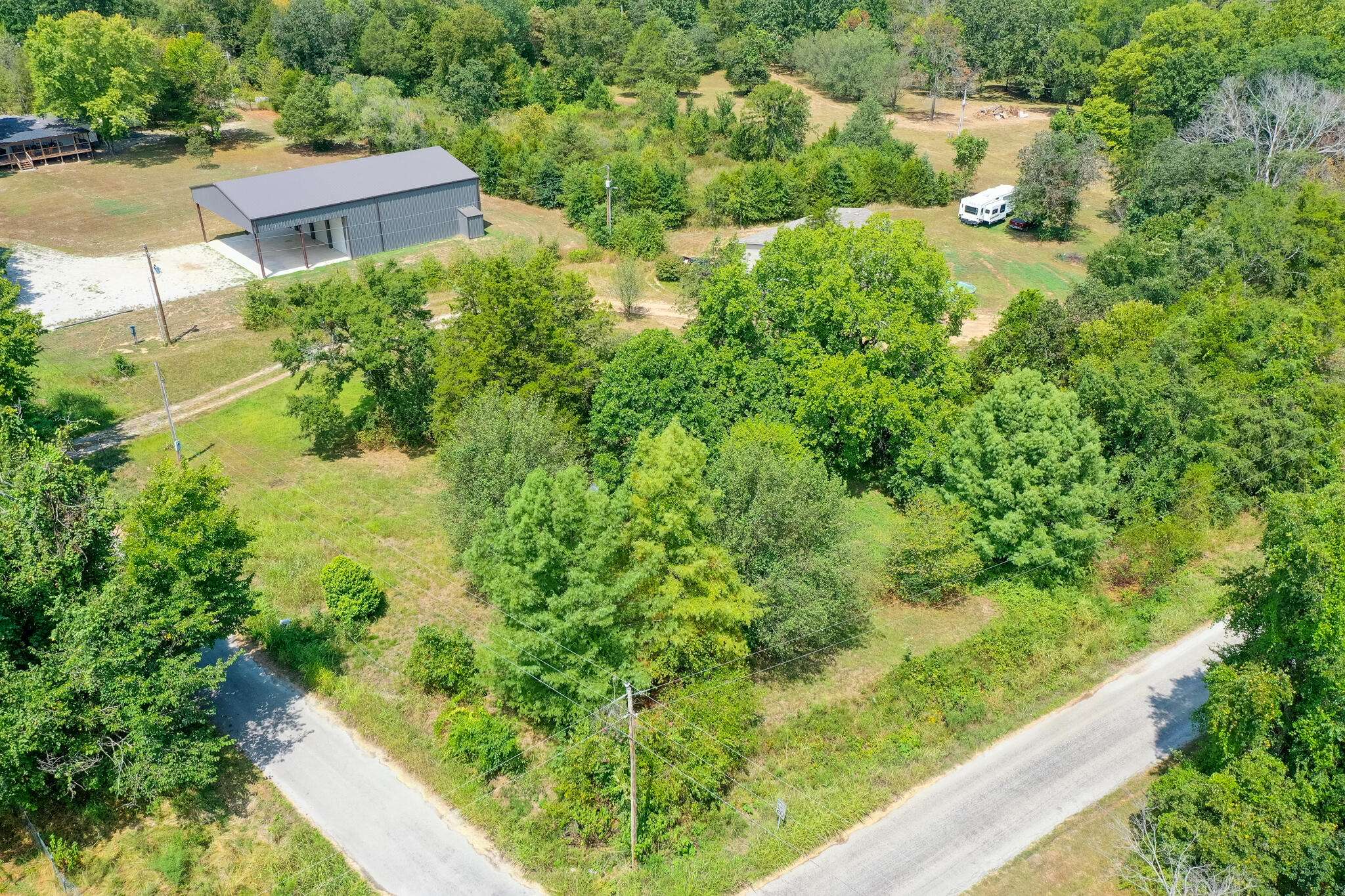 000 Farm Road 1220, Eagle Rock, MO 65641