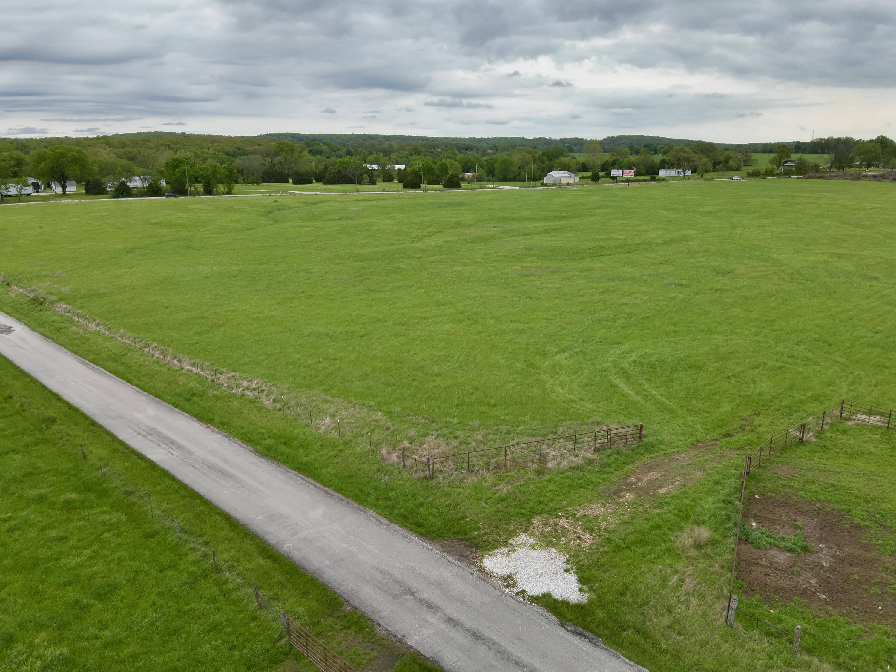 Address not disclosed, Bolivar, MO 65613