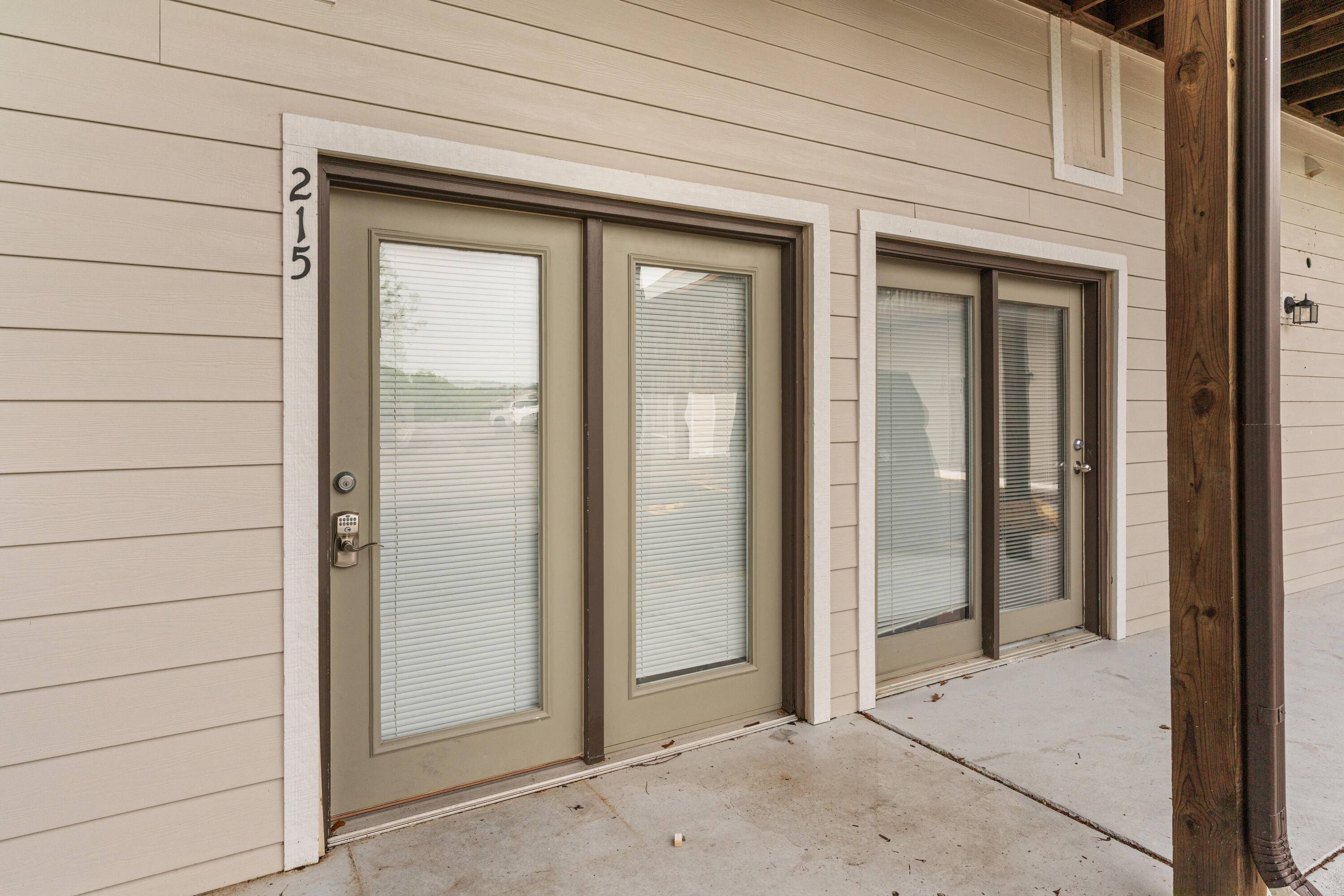 80 Kimberling Crossing DR #215, Kimberling City, MO 65686