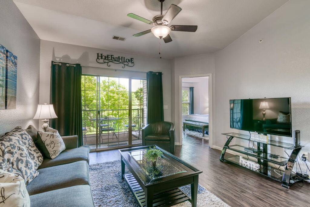 813 Holiday Ridge #H-11, Branson, MO 65616
