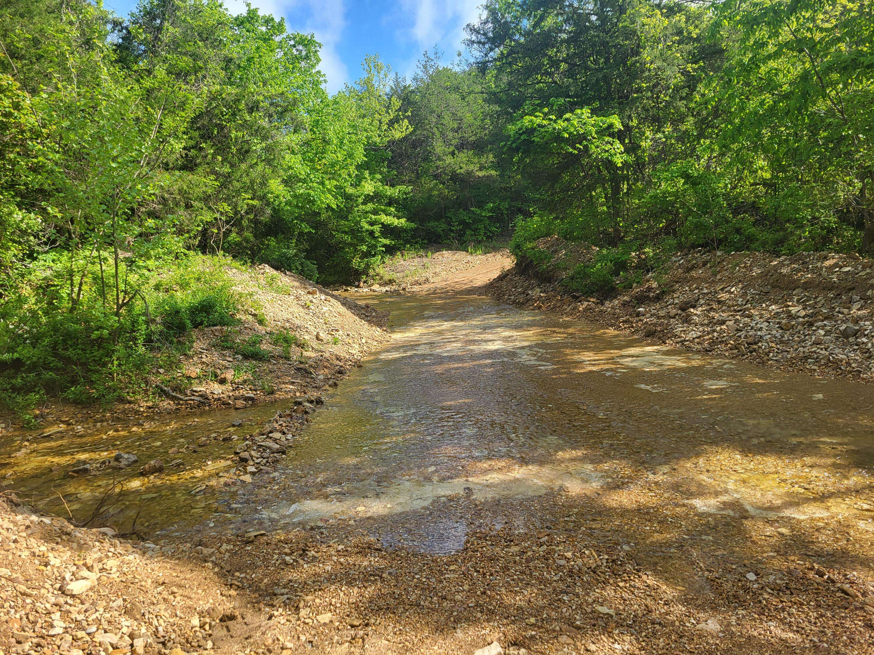 000 County Road 511, Gainesville, MO 65655