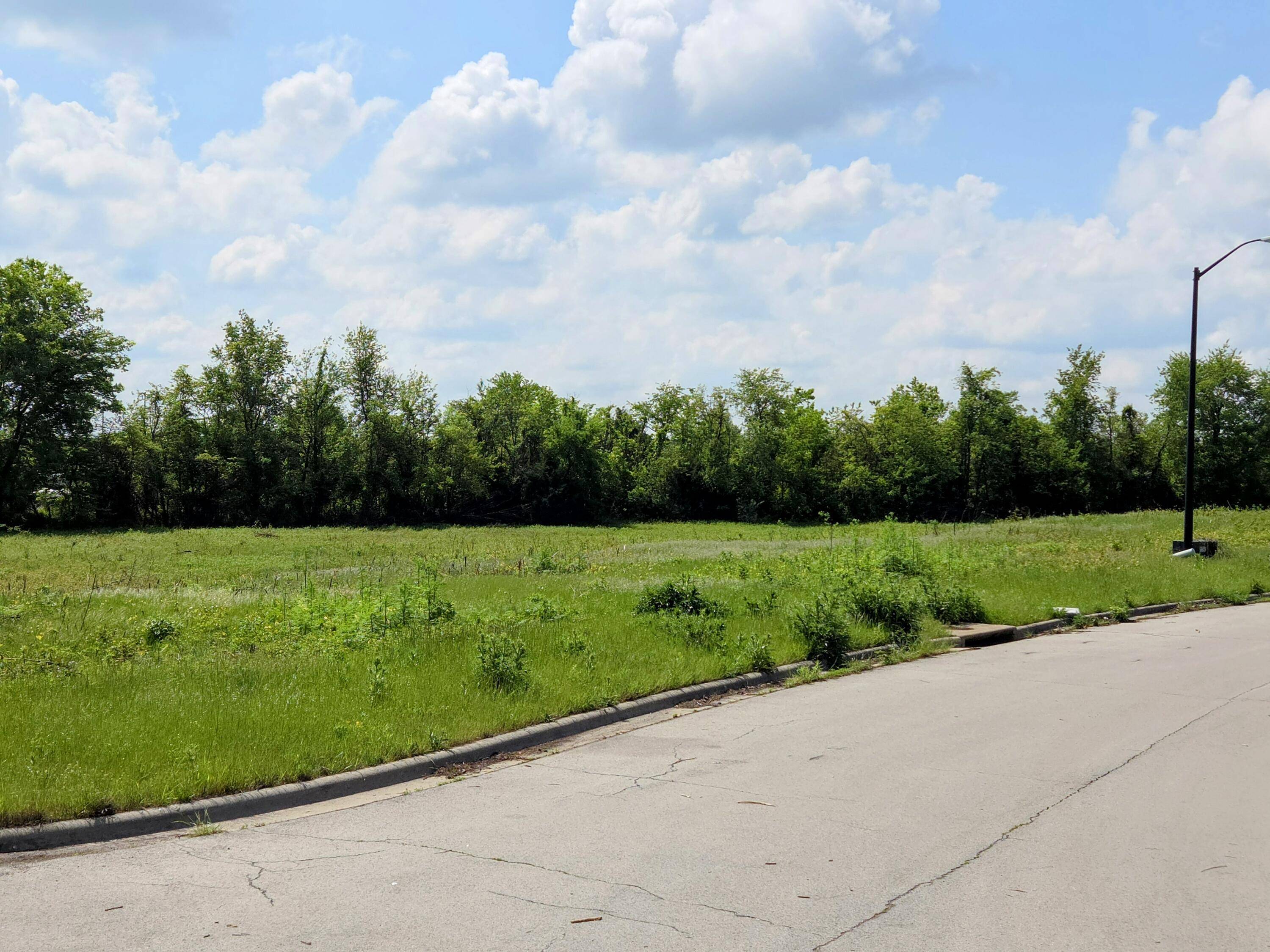 1020 N Austin LN #Lot 7, Republic, MO 65738